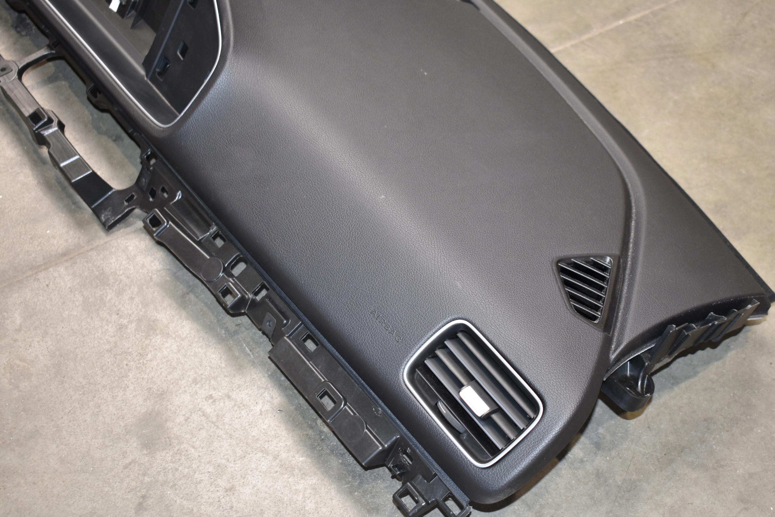 IDEALNA console black MERCEDES GLE W167 X167 1