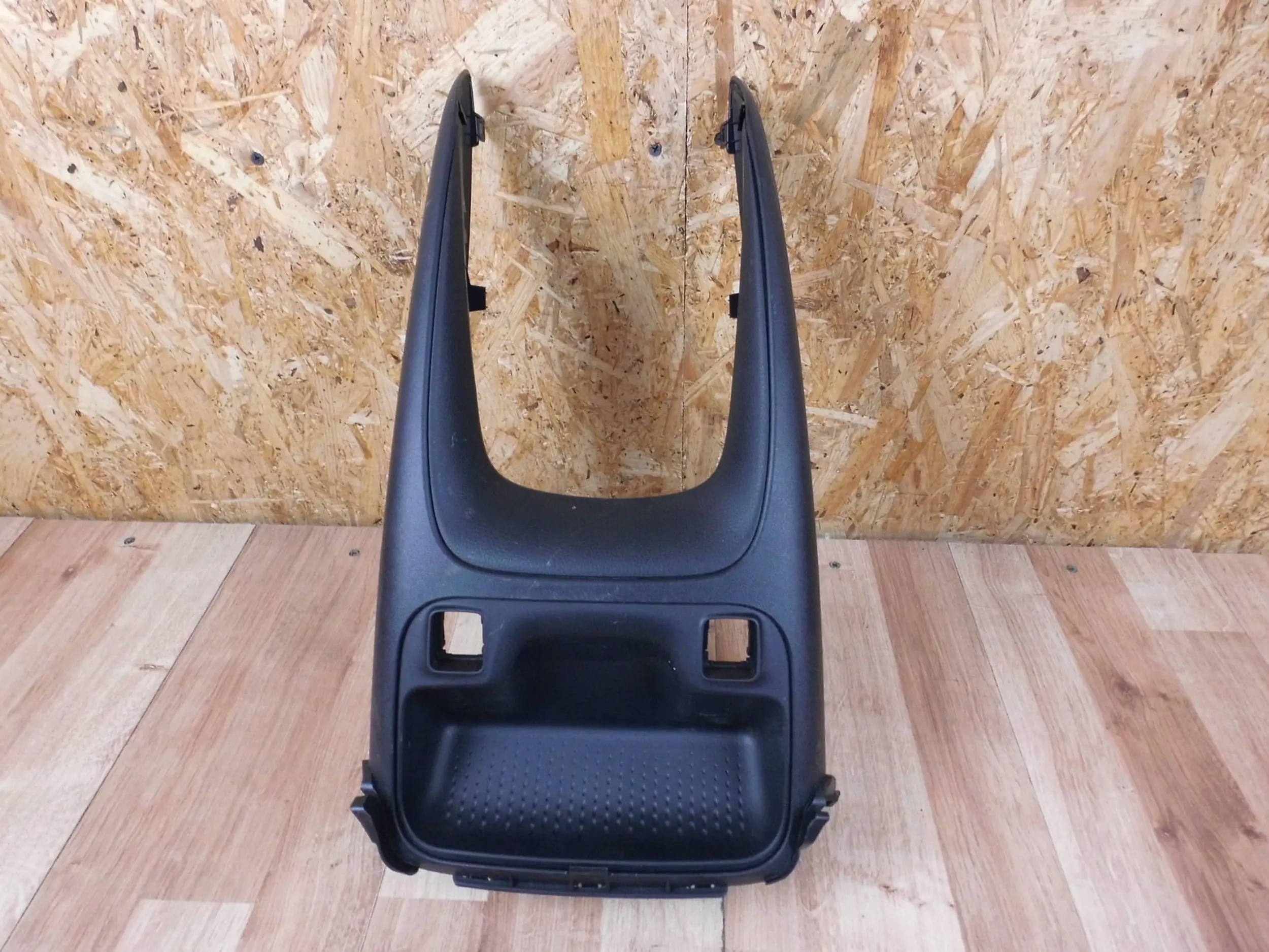 Toyota Corolla XII E210 E21 frame plato tunelu srodkowego 58831-02070