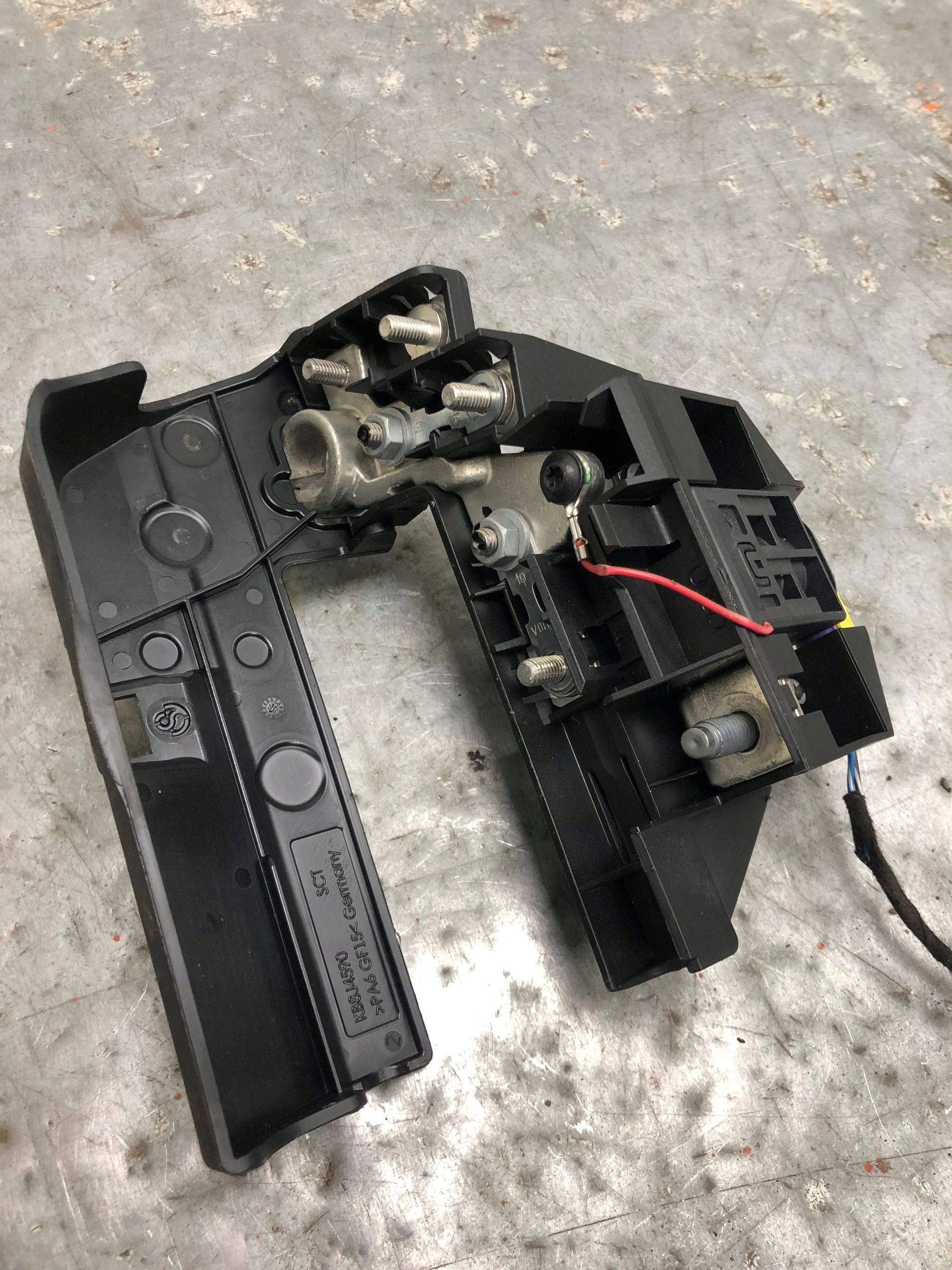 Sicherungen PIROTECHNICZNY AUDI Q5 LIFT 4F0915519
