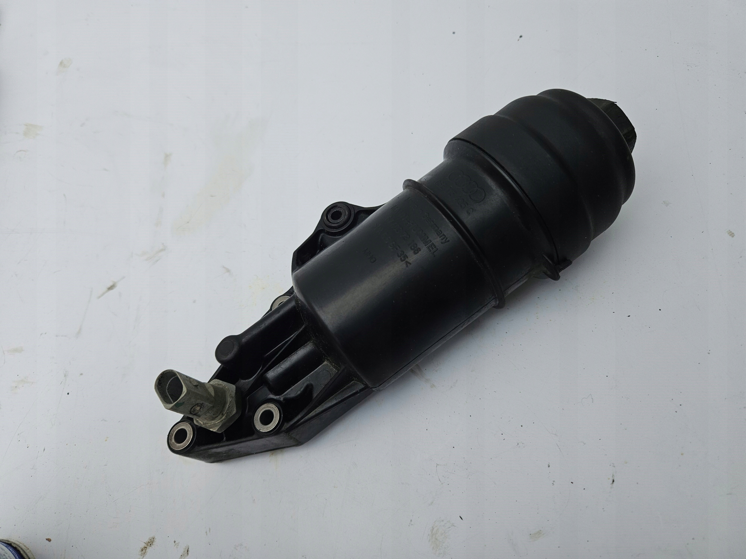 Gehäuse filter oil AUDI A6 C7 Q7 S4 S5 3.0 TFSI