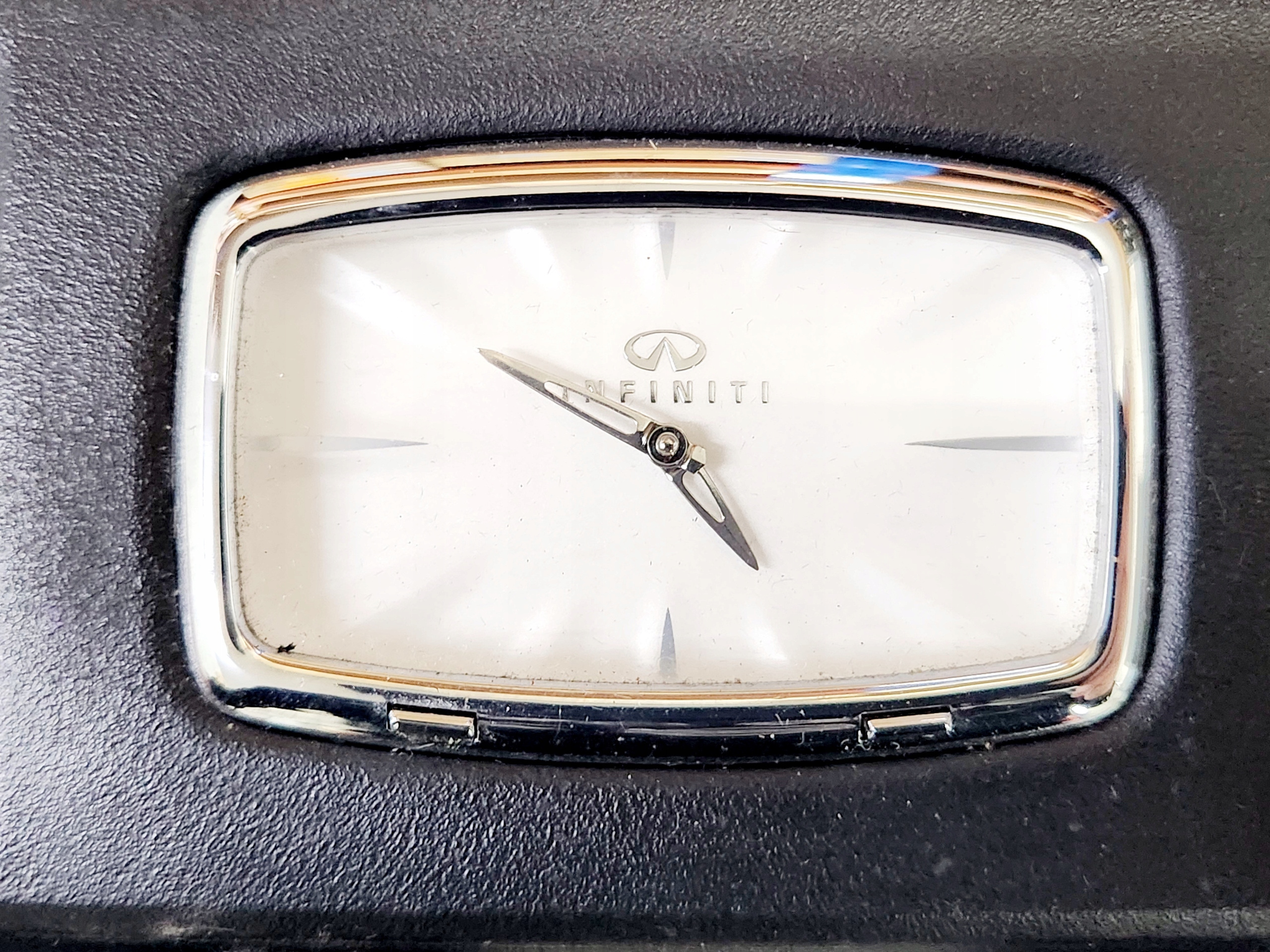 clock clock cockpit panel INFINITI Q70 M37 M56 M30 OE