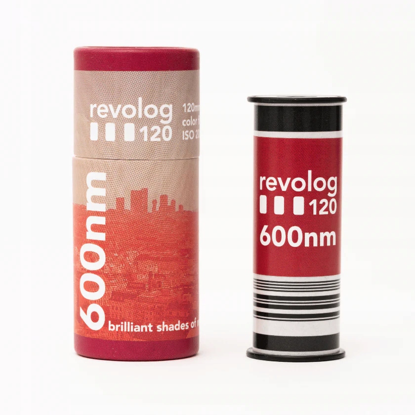 Revolog 600 nm 120 – Kreativní středoformátový film Iso 200