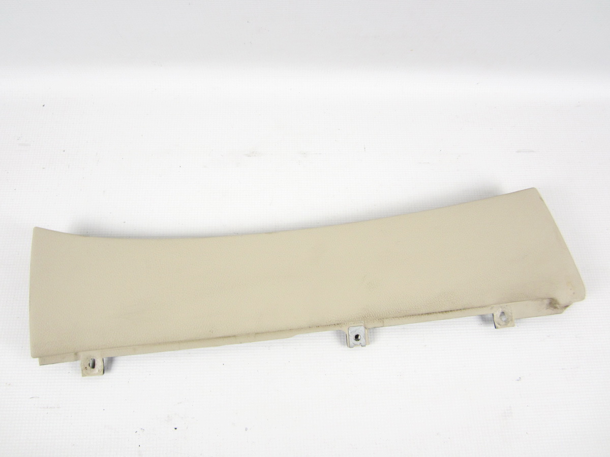 cover below passenger compartment Mercedes W221