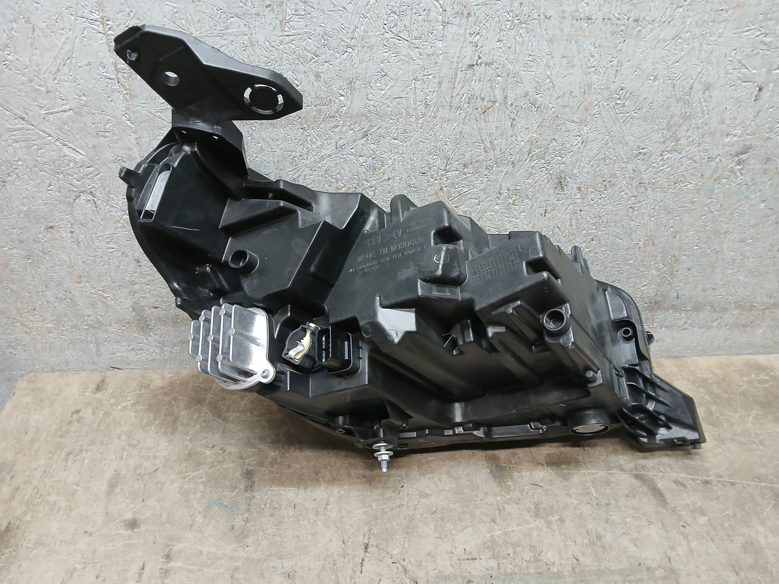 light front left OPEL CORSA F FULL LED 39162653