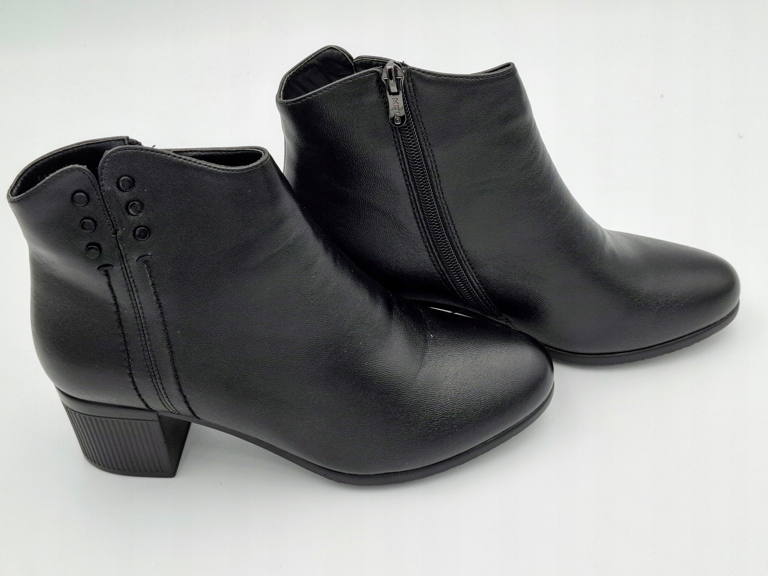 Molo E021 Černé Dámské Kotníkové Boty Zateplené Eko Kůží vel. 37