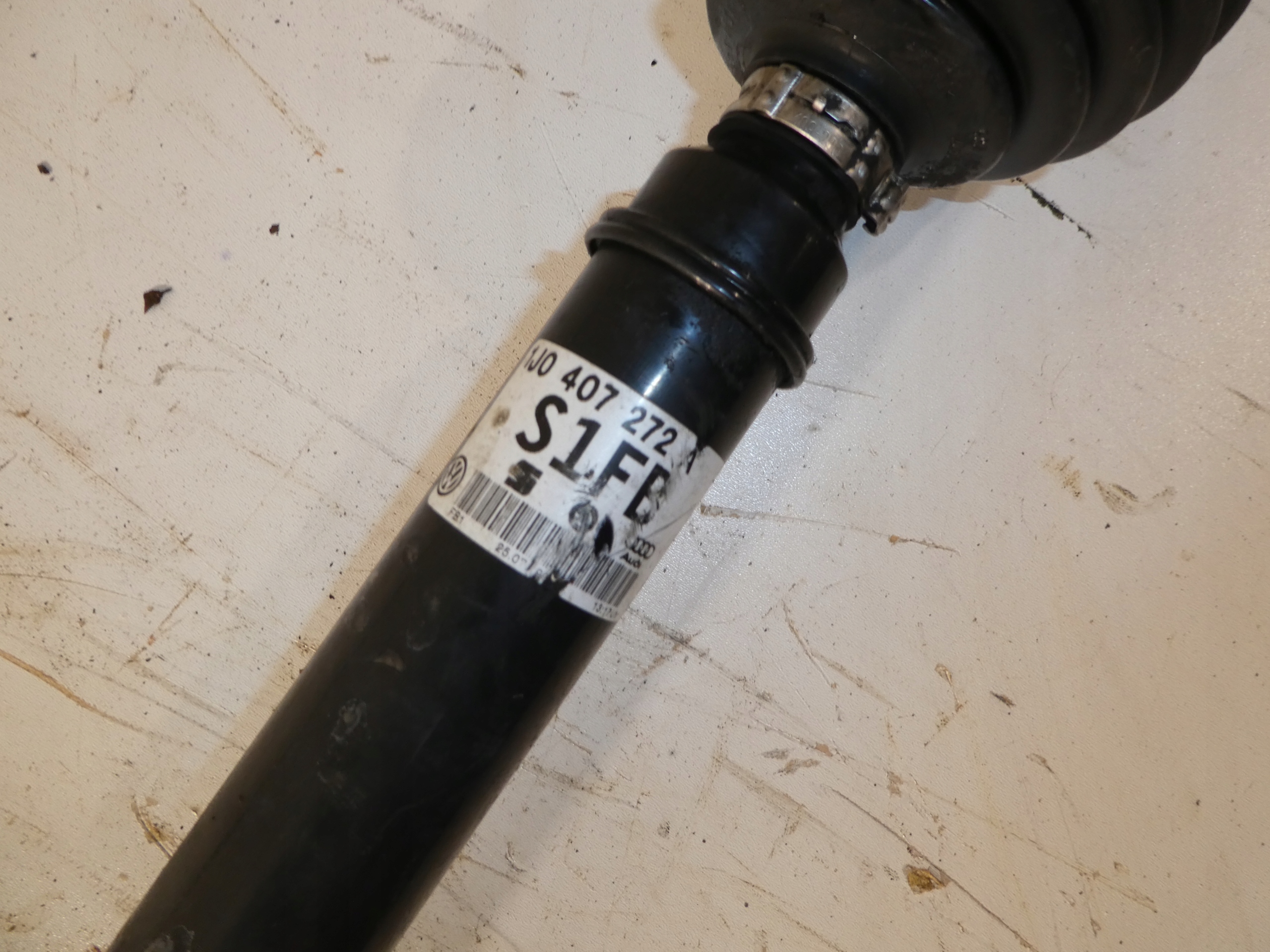 semi-axis right VW SKODA AUDI SEAT 1J0407272A