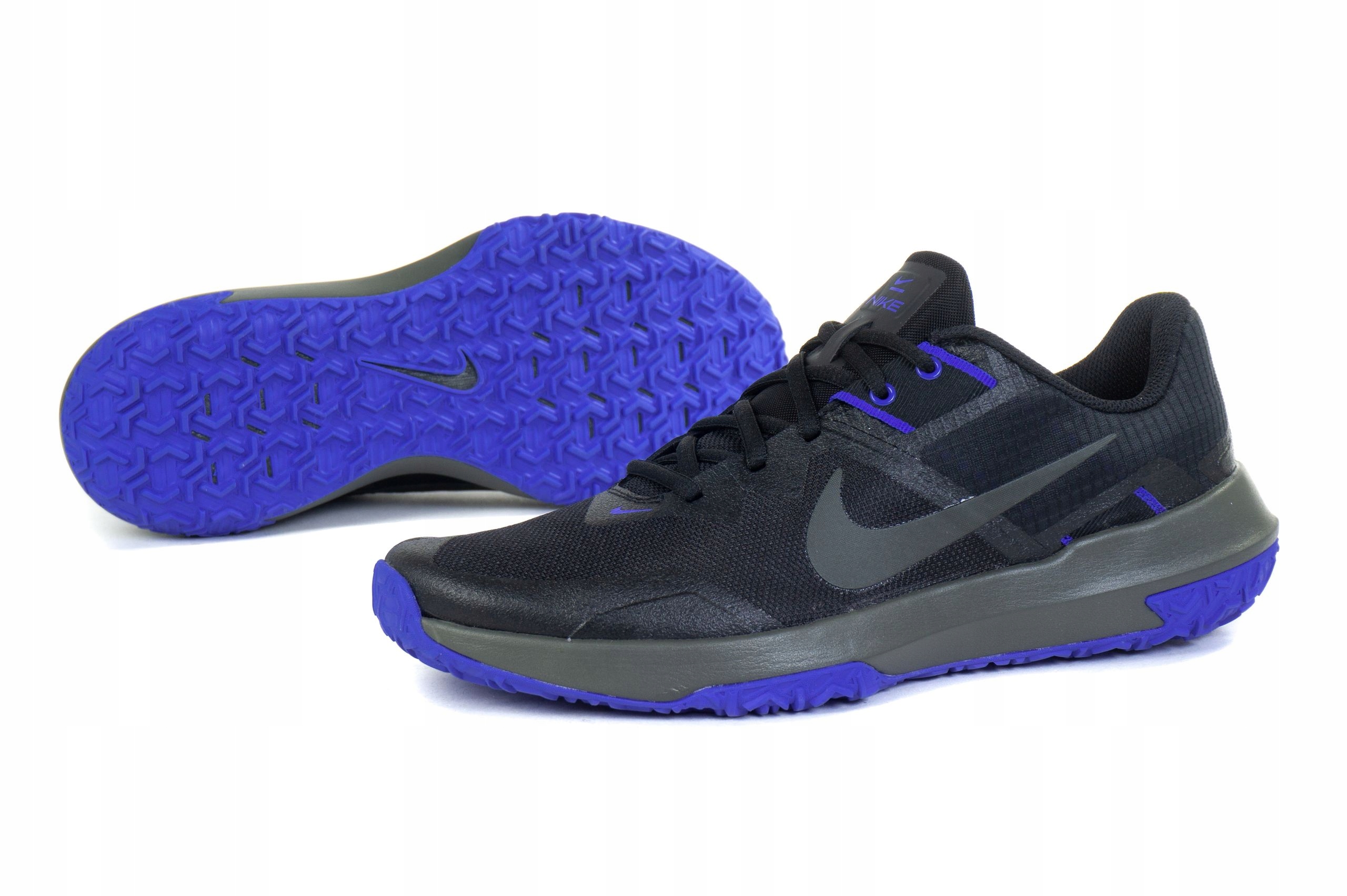 

Buty Nike Varsity Compete Tr 3 CJ0813-012 R. 40.5