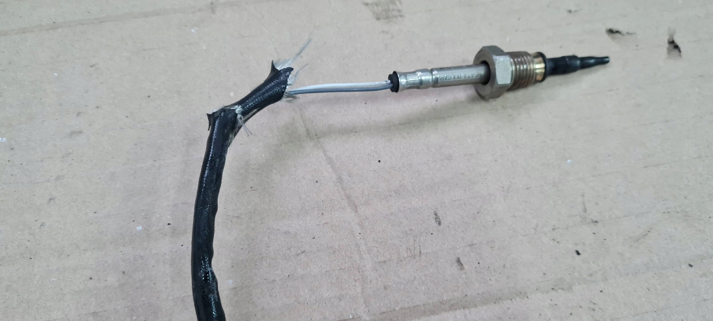 A4 B9 8W Sensor TEMPERATURY Gase 8W0906088B 2.0 TDI A5 8W
