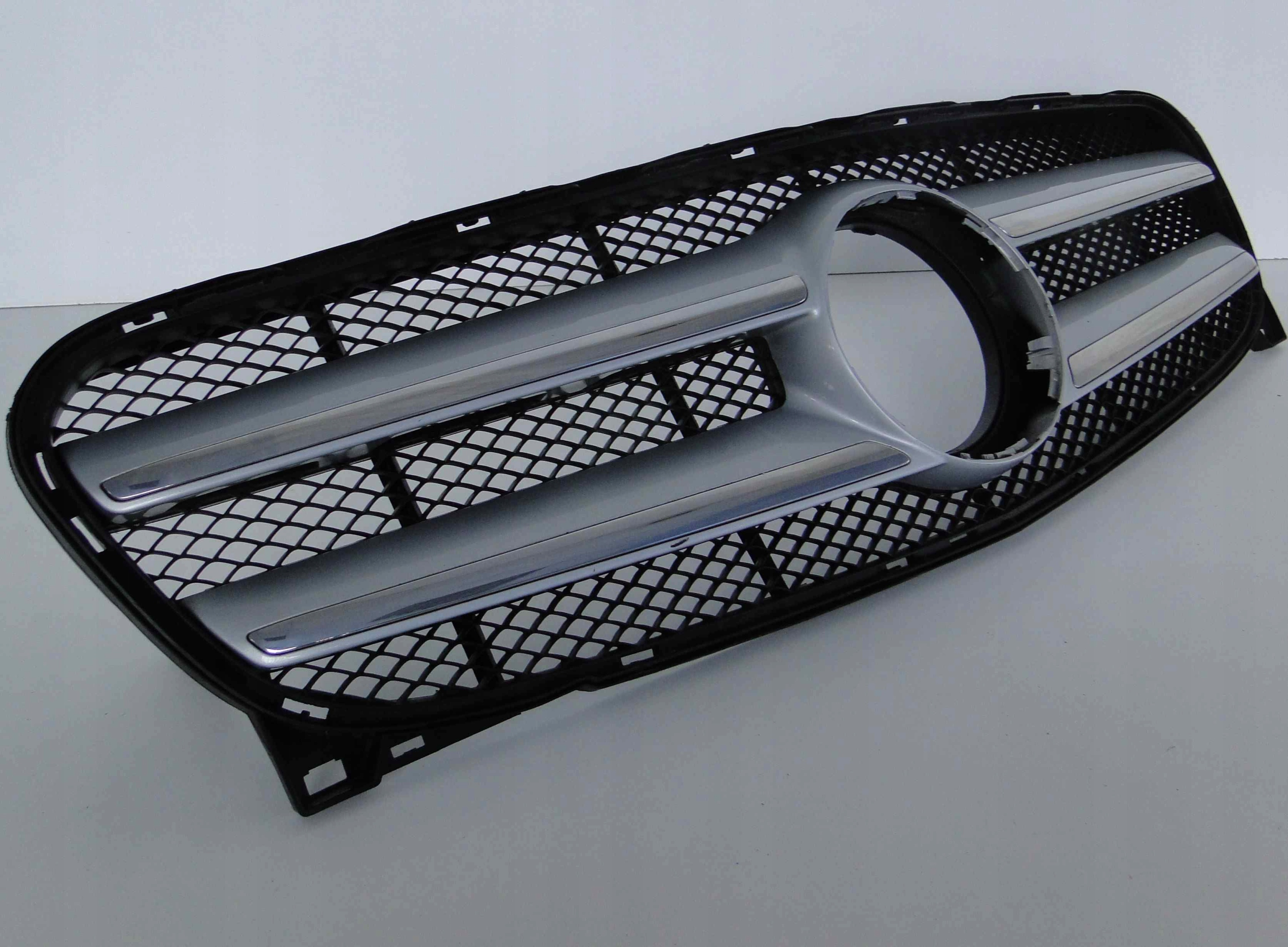 MERCEDES GLA X156 156 PRZED LIFTEM GRILL ATRAPA Kolor srebrny