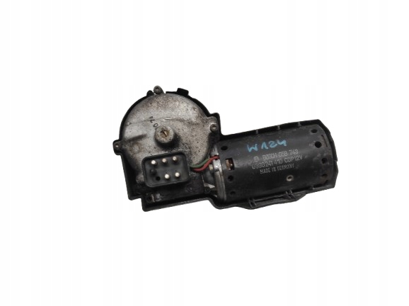 MERCEDES E W124 84- 4MATIC KOMBI SILNICZEK WYCIERACZKI PRZÓD