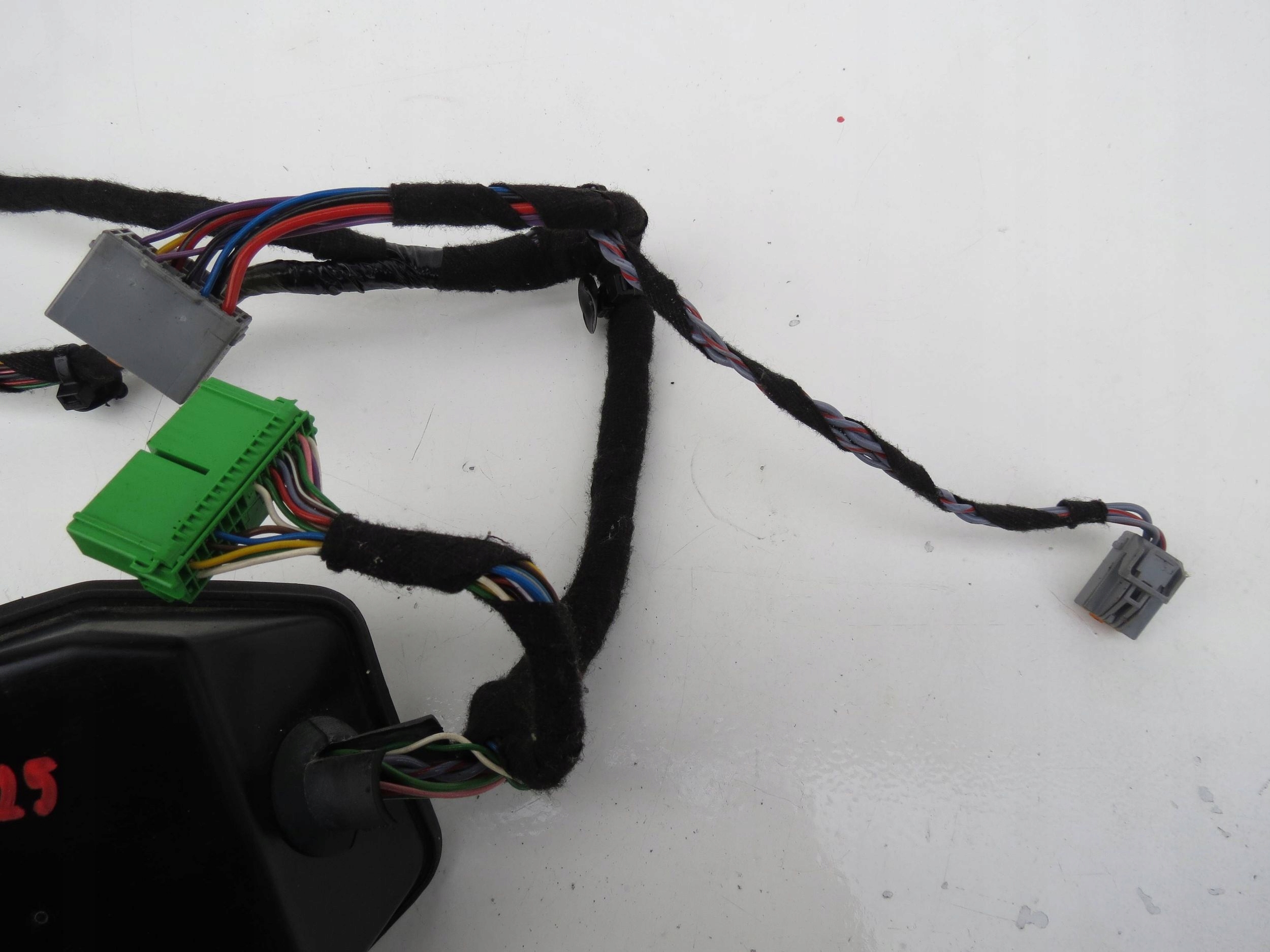 bundle INSTALACJI right front VOLVO XC90 8676027
