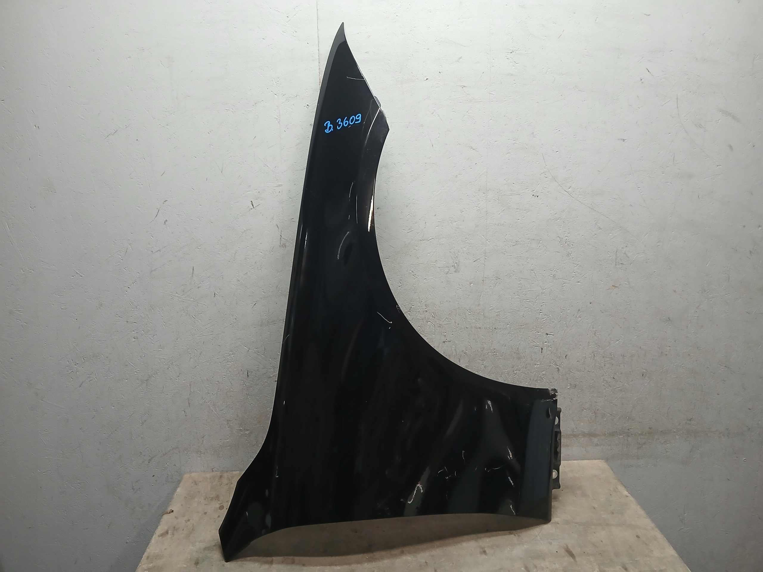 fender front right MERCEDES S KLASA W223 A223