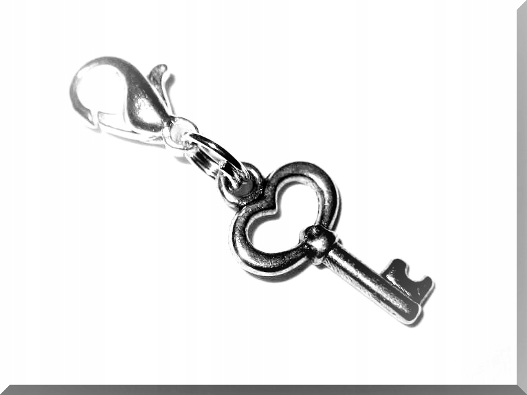 

Metalowa Zawieszka Charms Klucze Kluczyk 03C