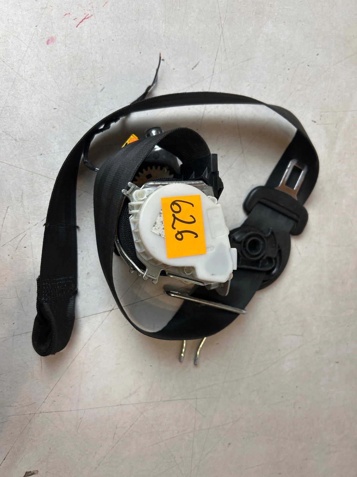tension belt safety front front left Volkswagen Polo V 6R 3D