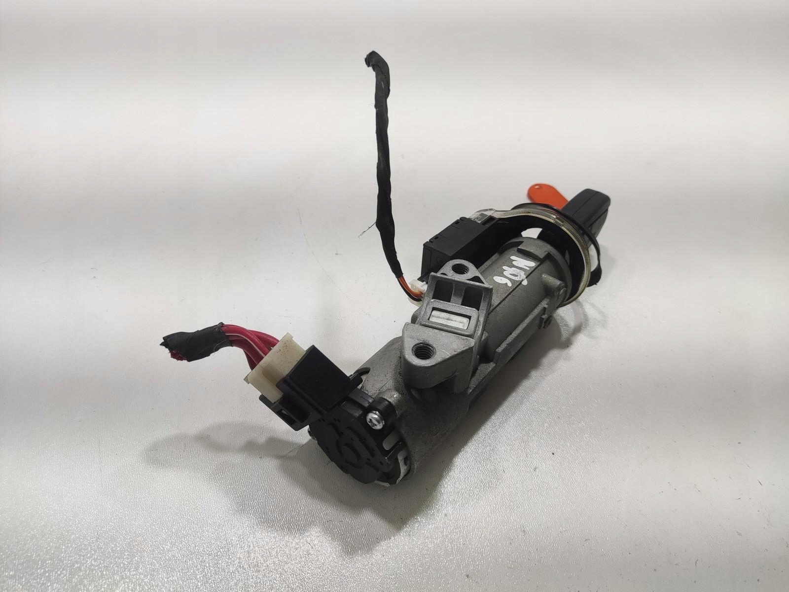 ignition key PILOT PIAGGIO PORTER II NP6 2021-2025 ET383060000A0