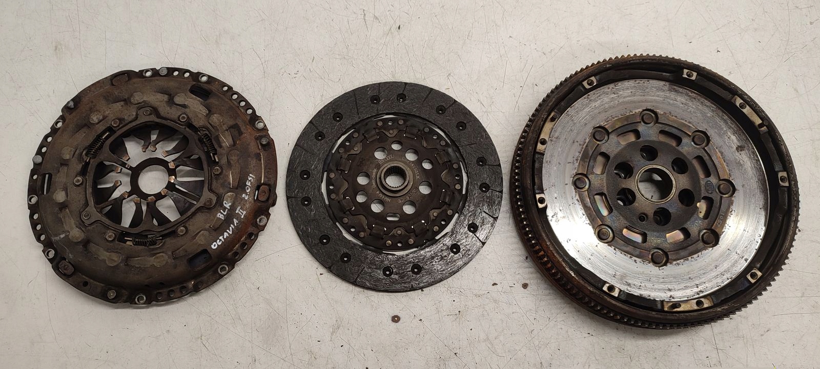 VOLANO USATO disco di pressione Skoda Octavia II 2,0 FSI BLR