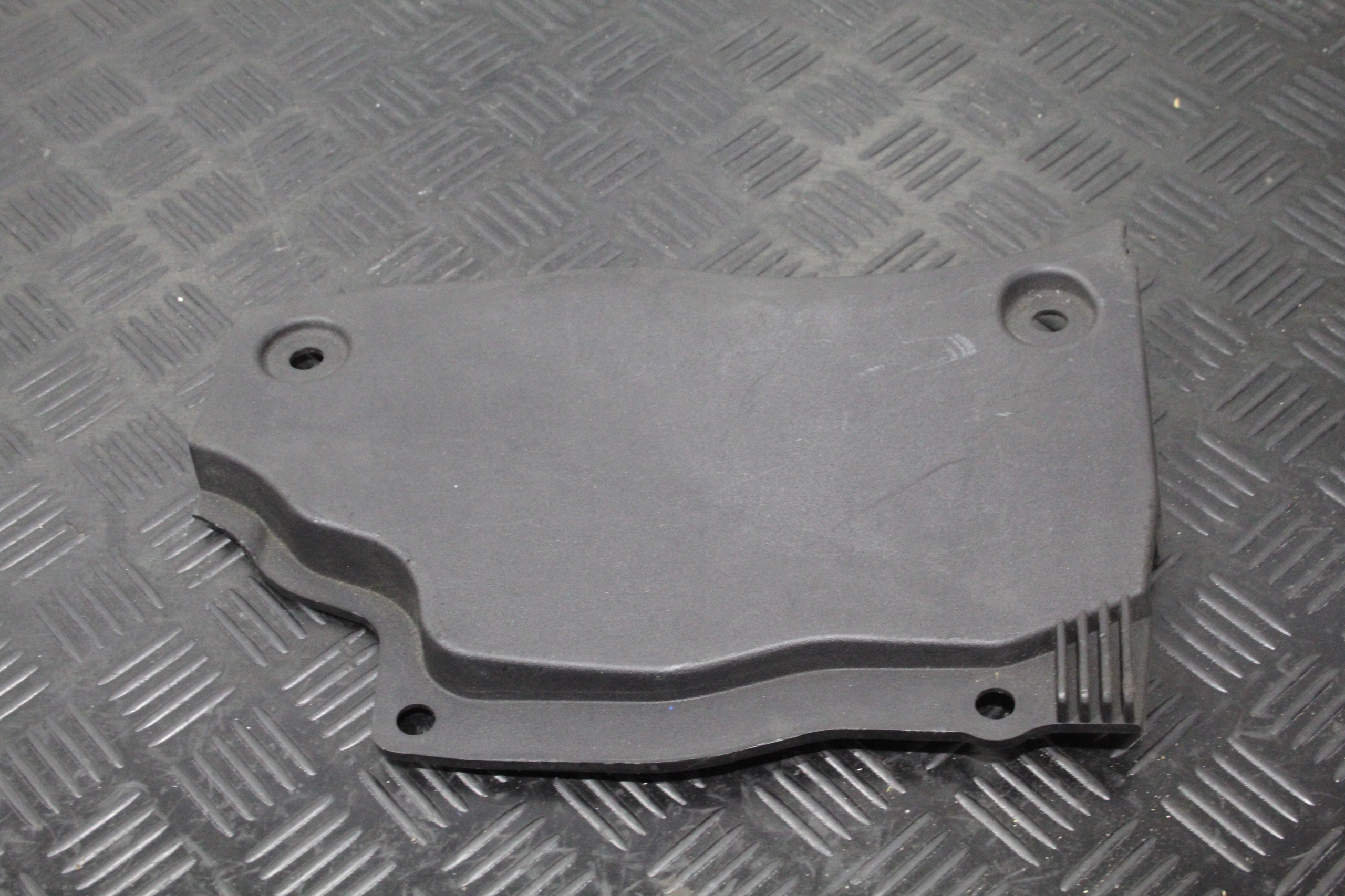 torpedo left cover DISCOVERY V 5 L462 HPLA-02223-A