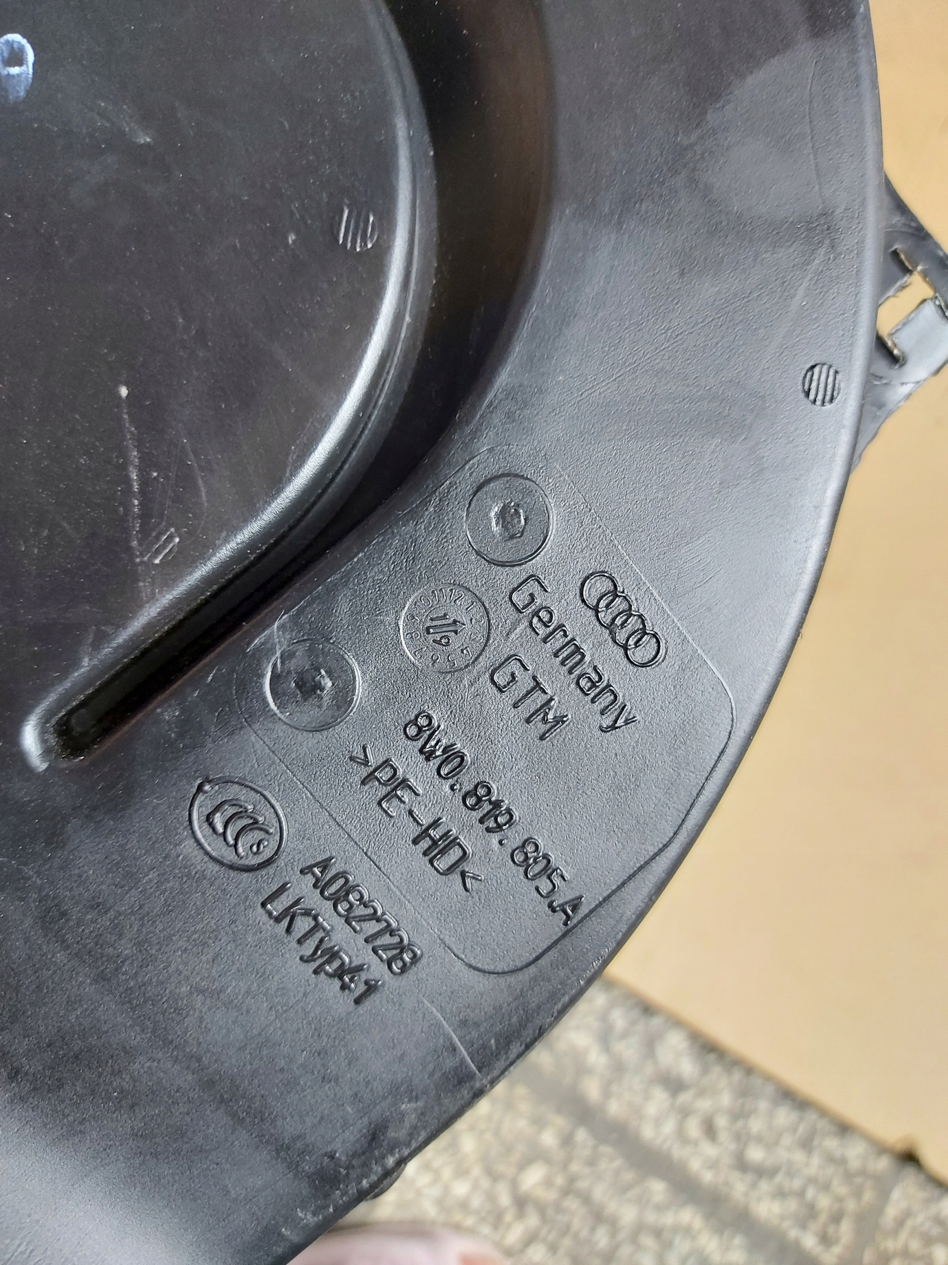 drain intake air TUNEL AUDI A4 B9 8W A5 F5 OE EU