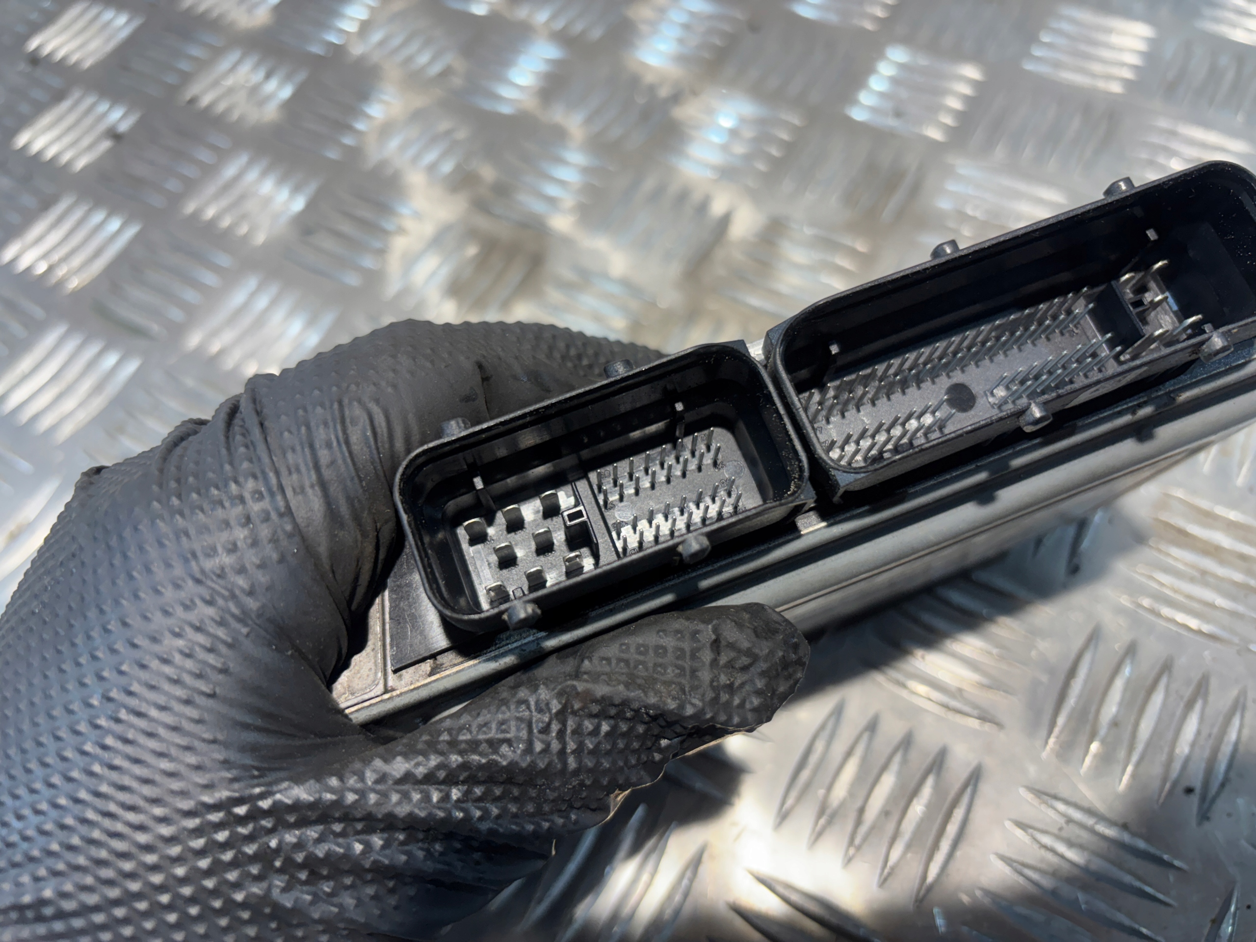 control unit of the engine Seat Ibiza IV 4 1.2B 03E906019AL