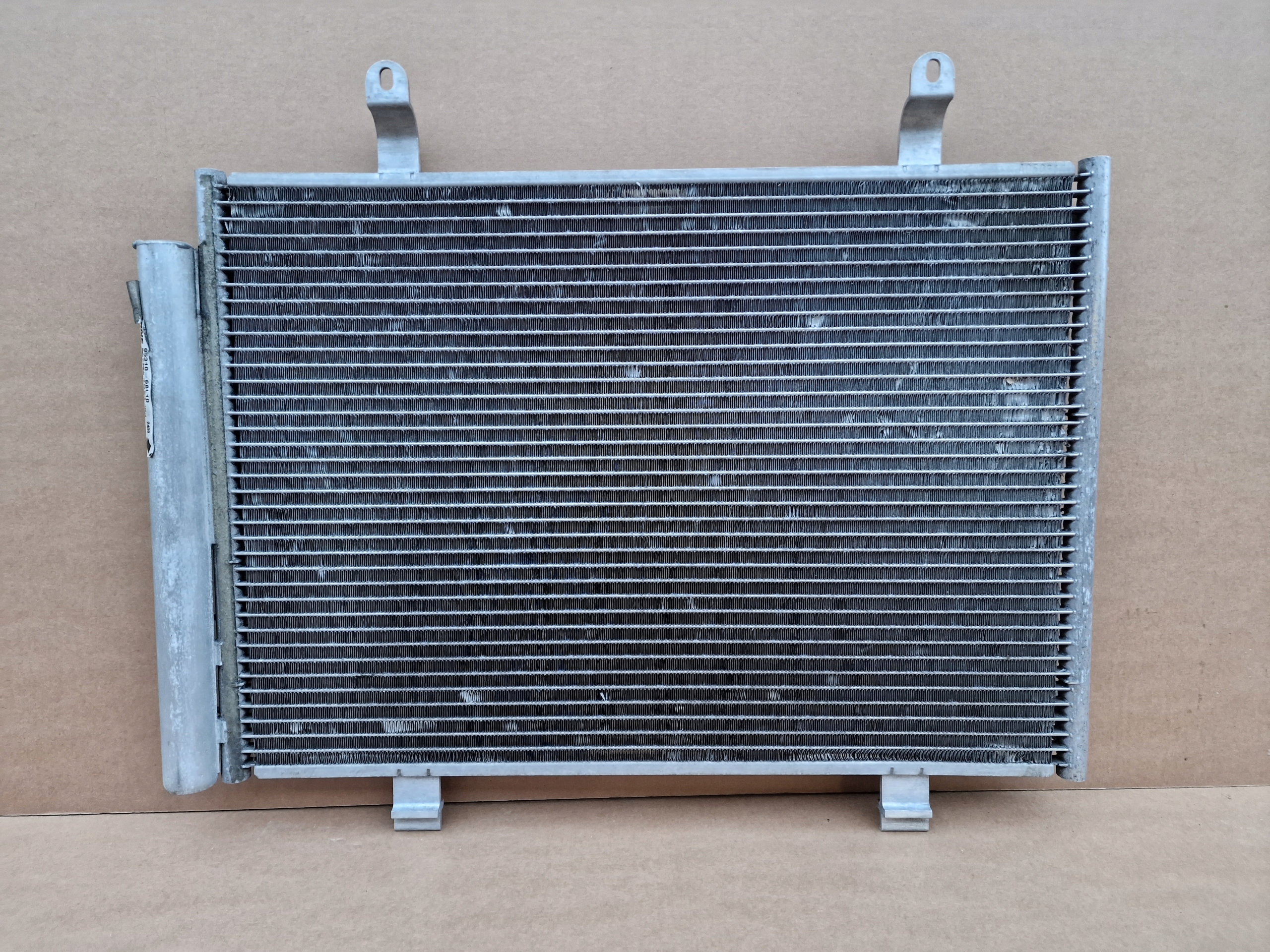 9972 9531068L00 - РАДИАТОР КОНДИЦИОНЕРА SUZUKI SWIFT IV 2010-2017
