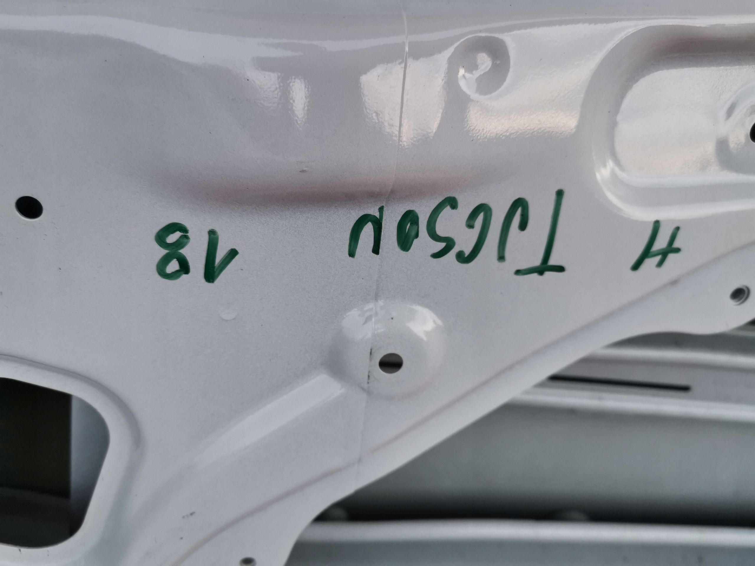 HYUNDAI TUCSON III 15- door right front front