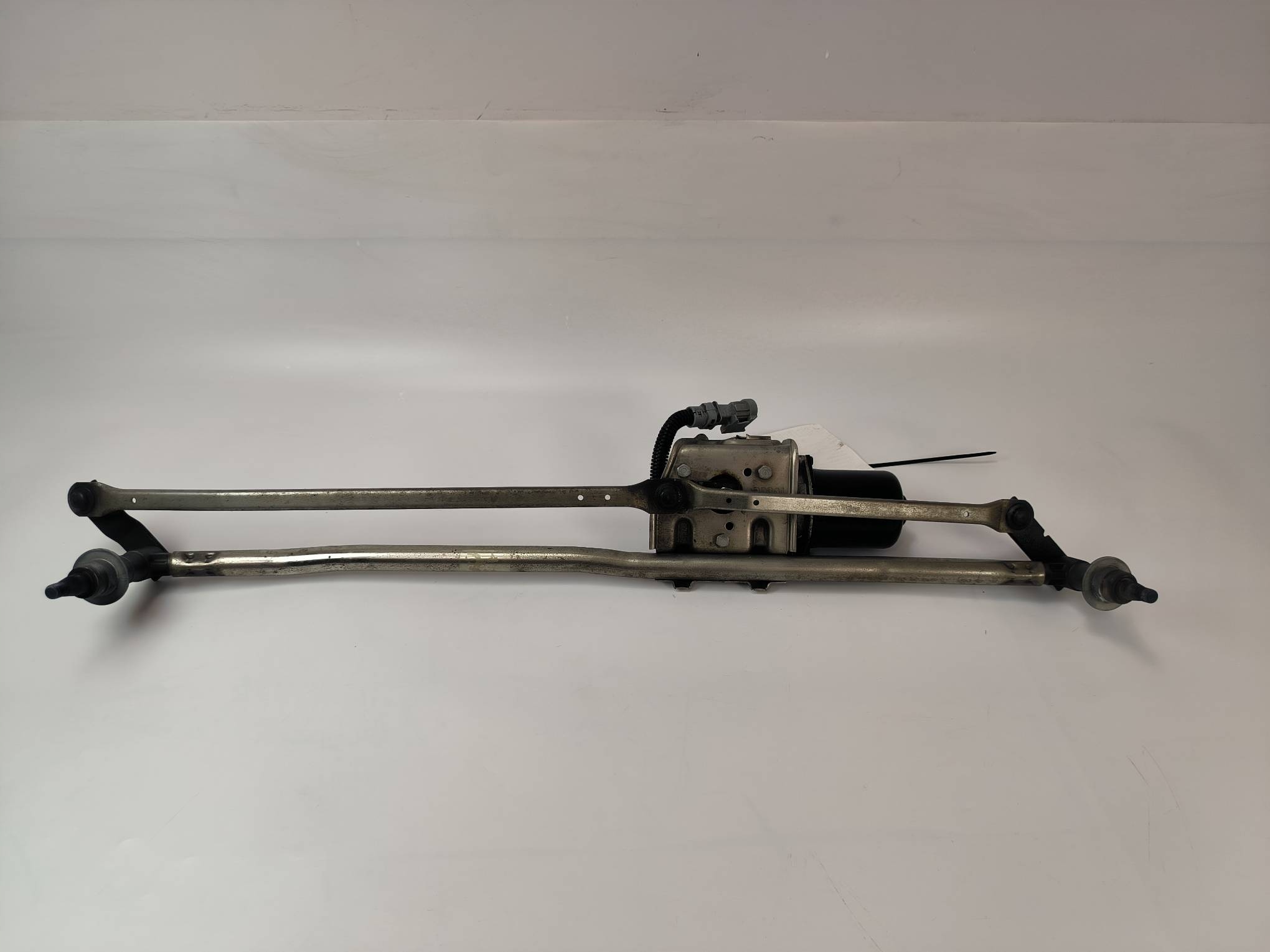 wiper mechanism front IVECO DAILY 35C15