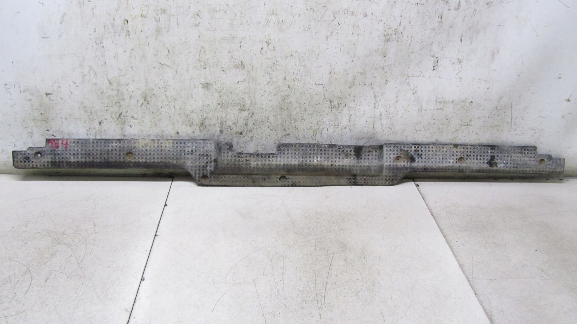 TRAFIC VIVARO II OSŁONA PASA TYLNEGO 8200041776