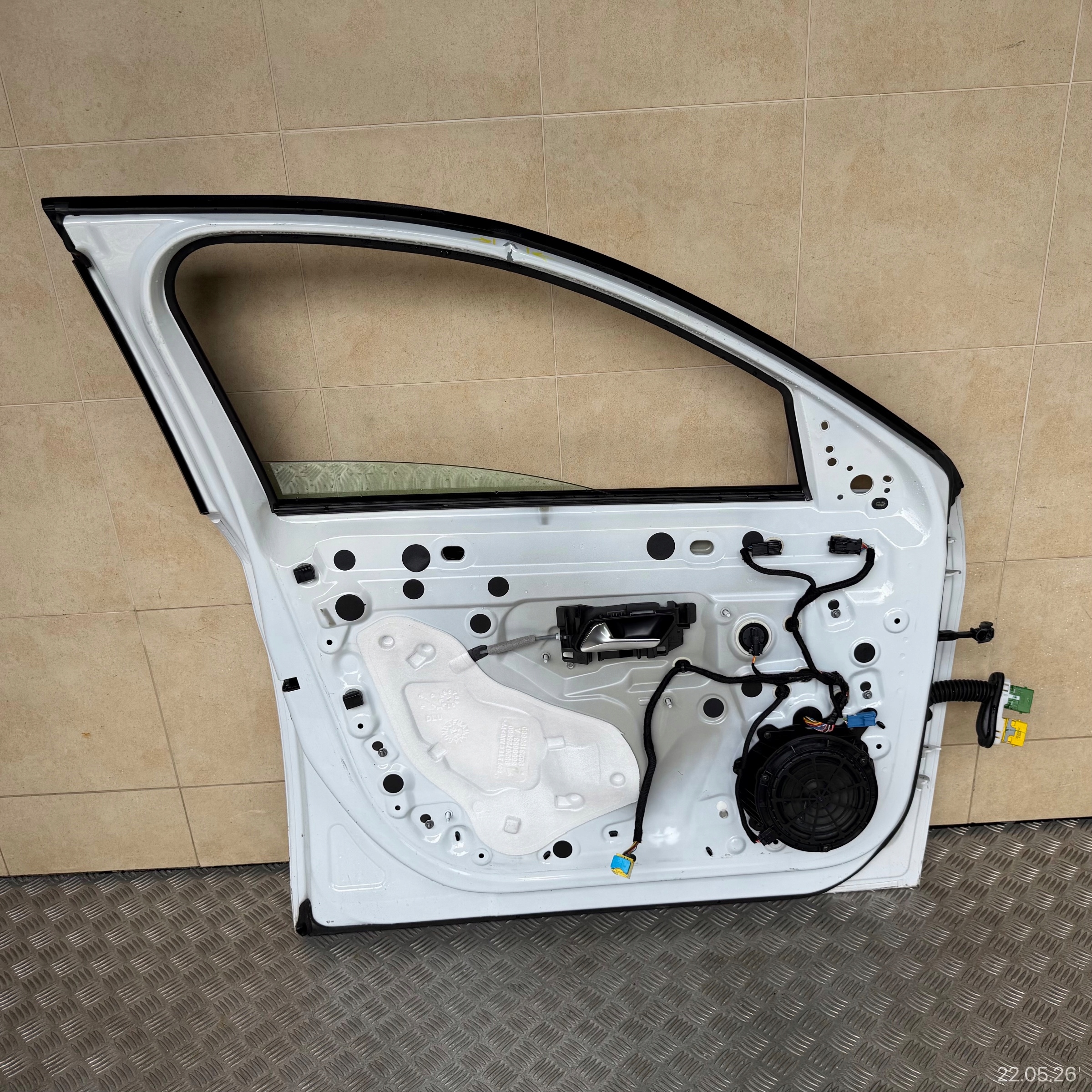 door complete front left PEUGEOT 208 II LIFT 2023 ROK