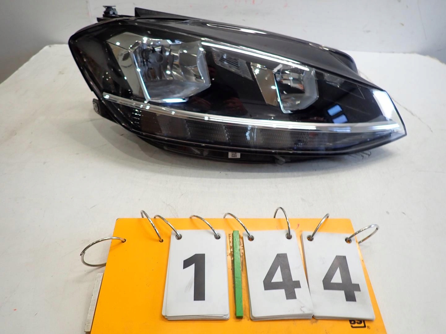 light front front right VW GOLF VII LIFT 2017- LED 5G1941006D