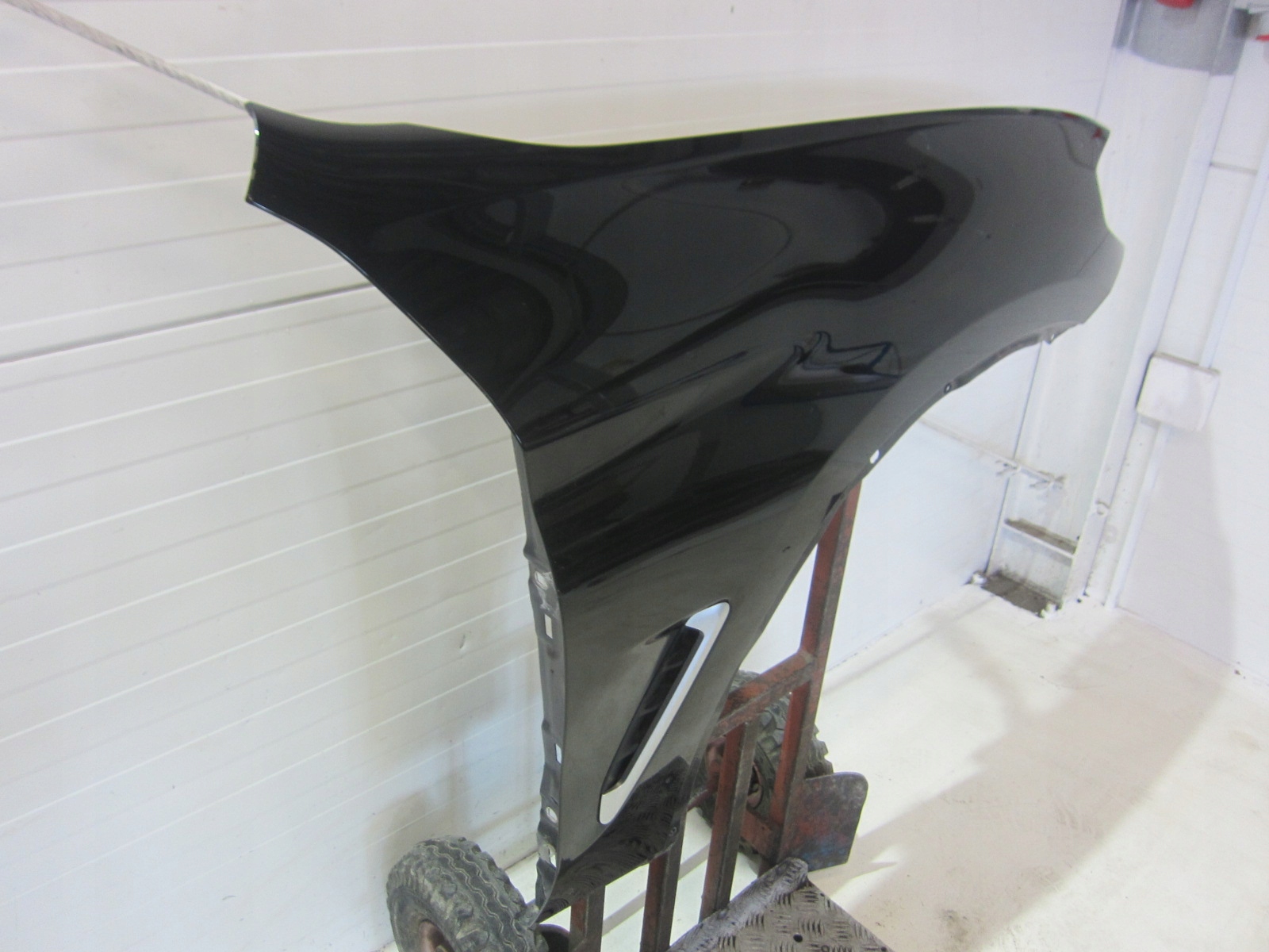 BMW X3 G01 fender right front front 668 SCHWARZ 2 41007930974 black