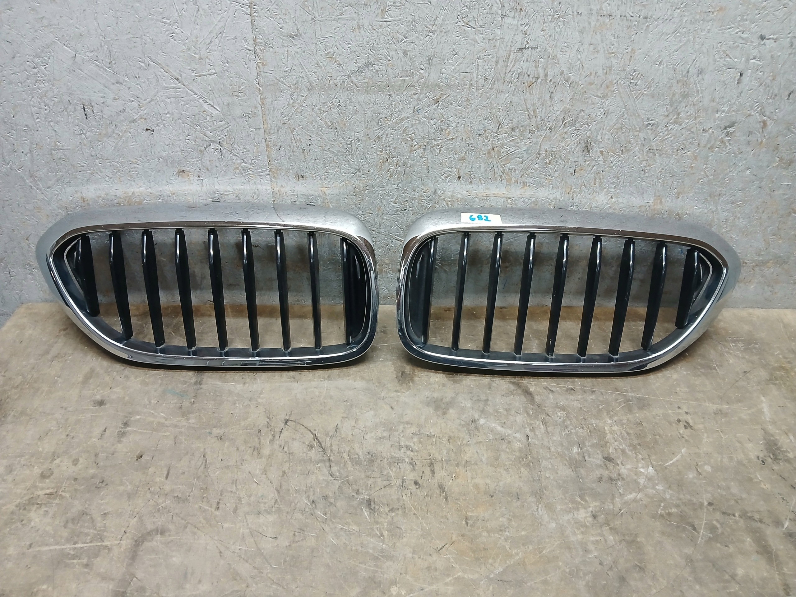 maska bubreg BMW V 5 G30 G31 7383520