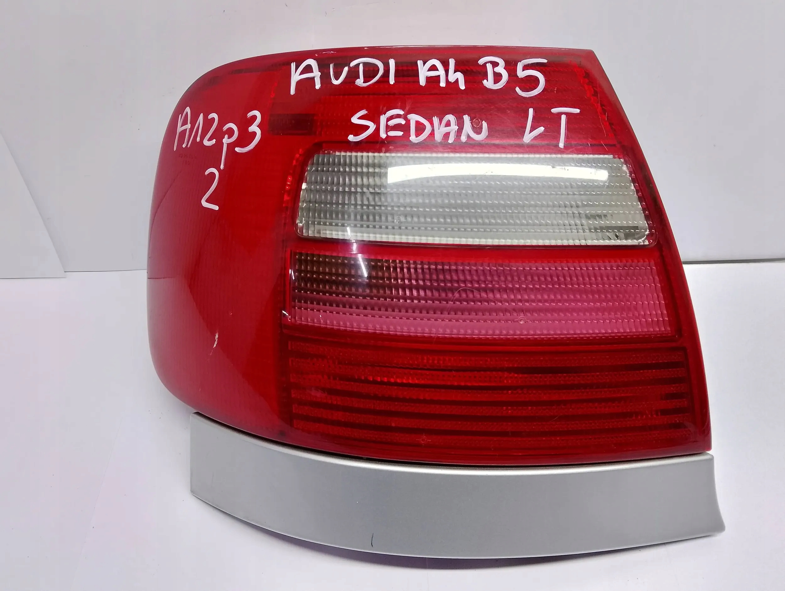 Audi A4 S4 B5 8D 1999 lights rear.