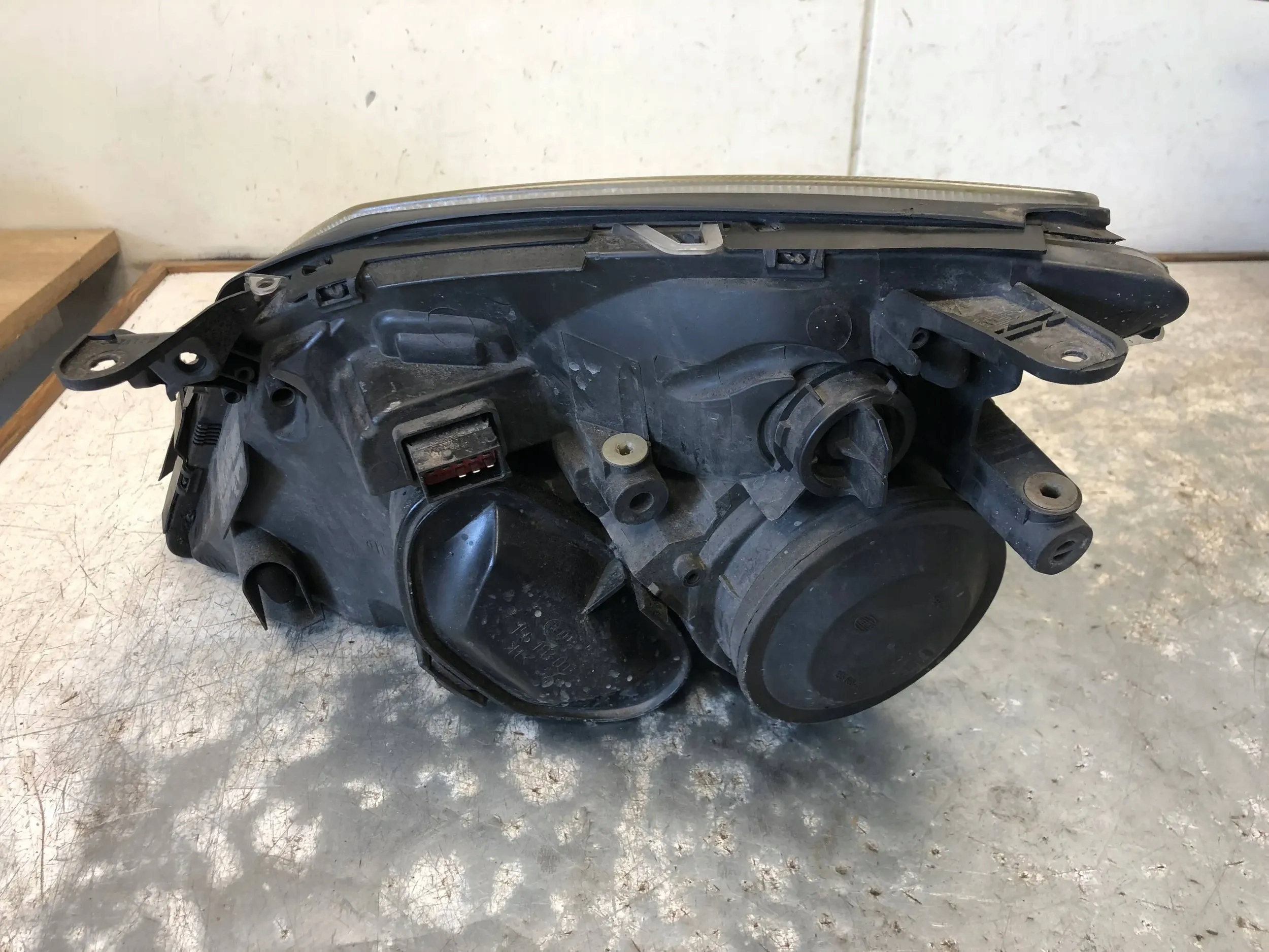 light right front OPEL VECTRA C KOMBI 155888-00