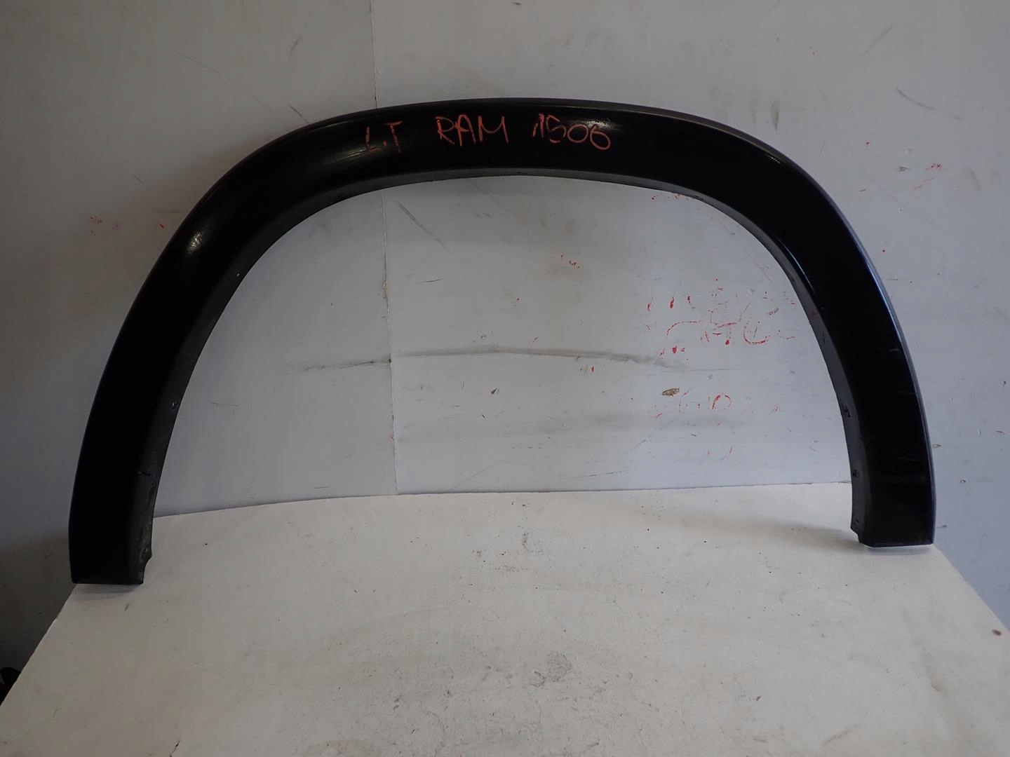 modanatura parafango sinistra posteriore DODGE RAM 2019- 5YL29TRMA