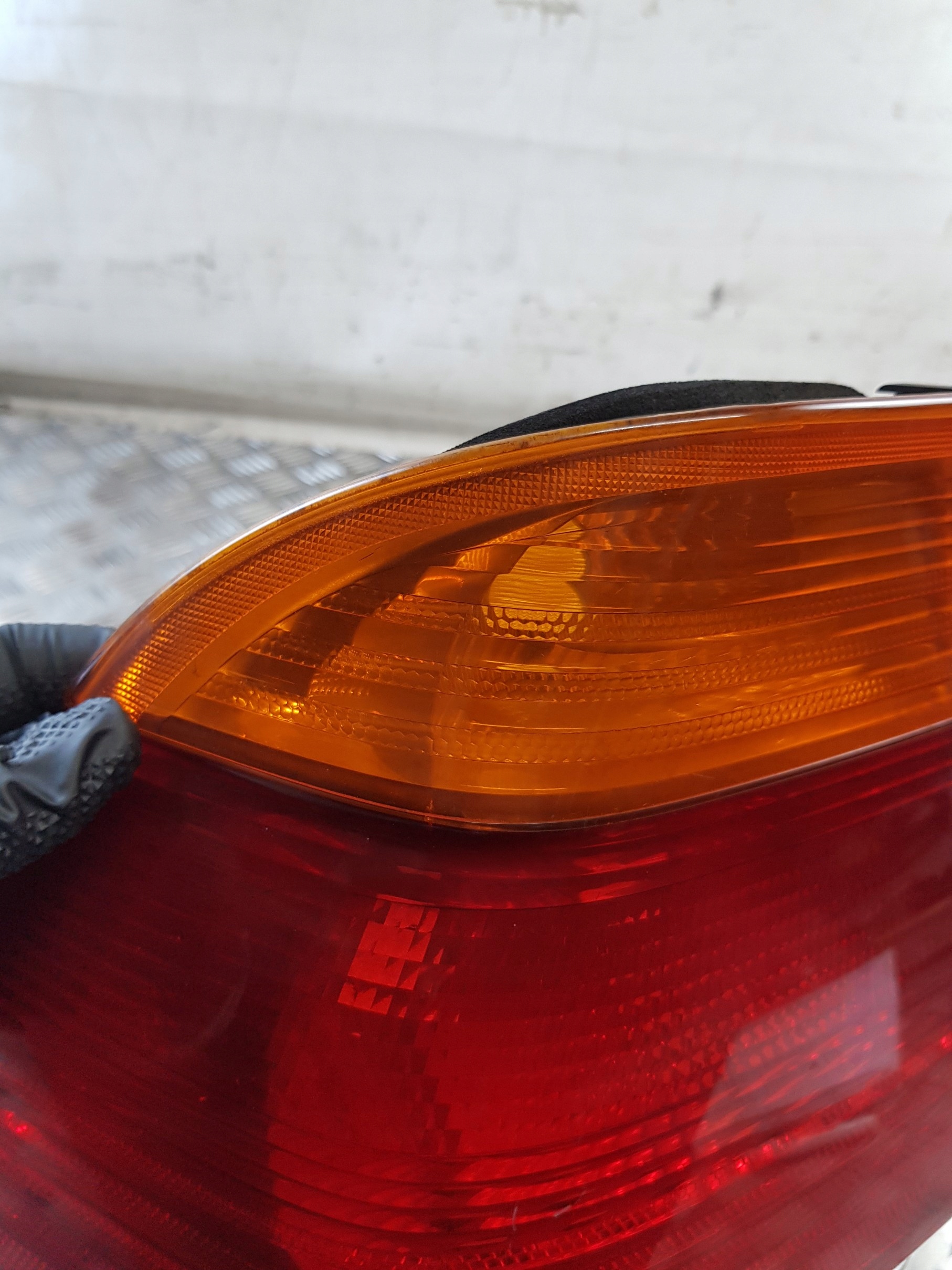 light left rear part W fender 8364921 BMW E46 sedan 98R