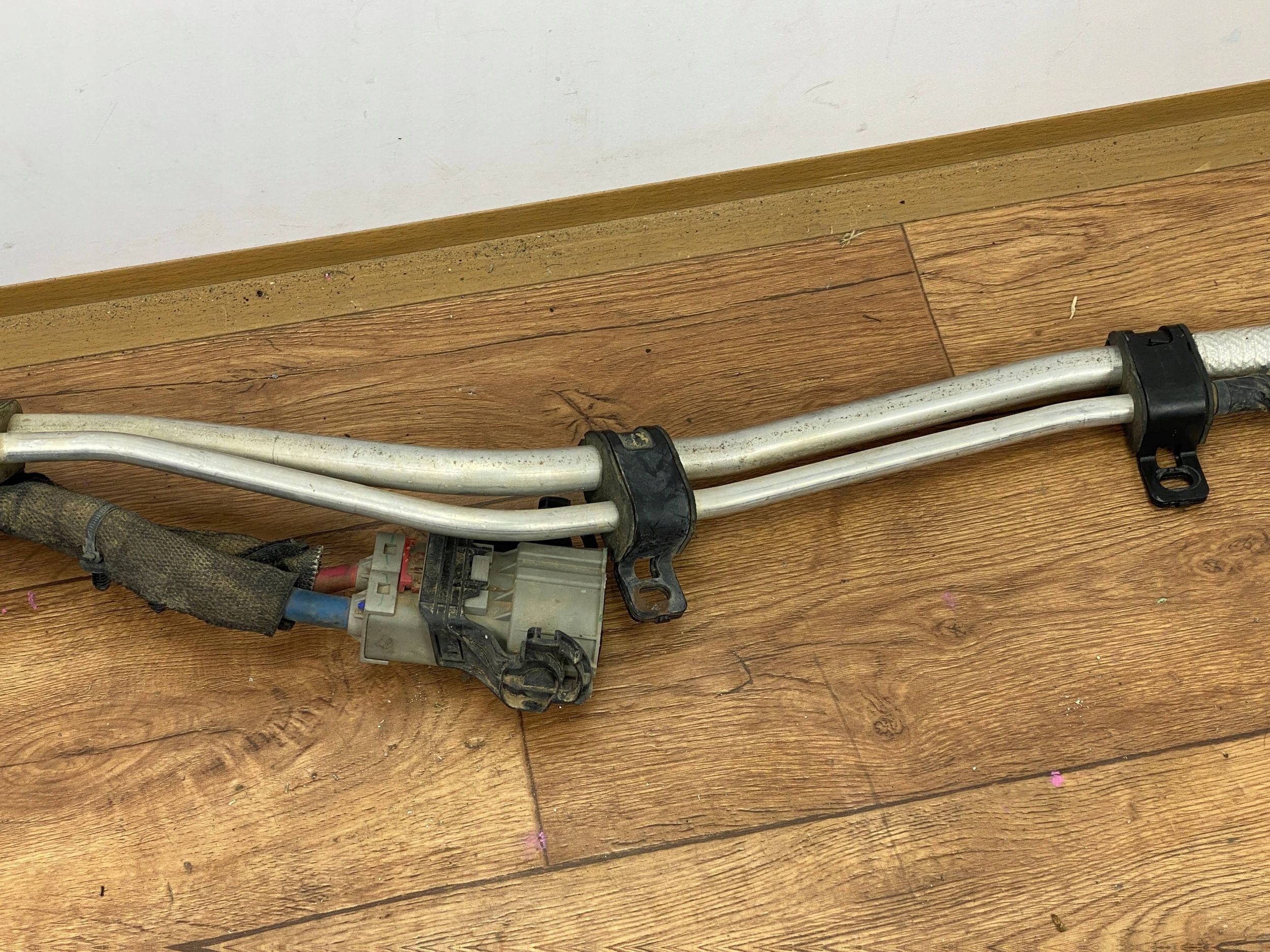 bundle electrical wiring baterii akumulatorow of the engine Jeep Wrangler 2018+