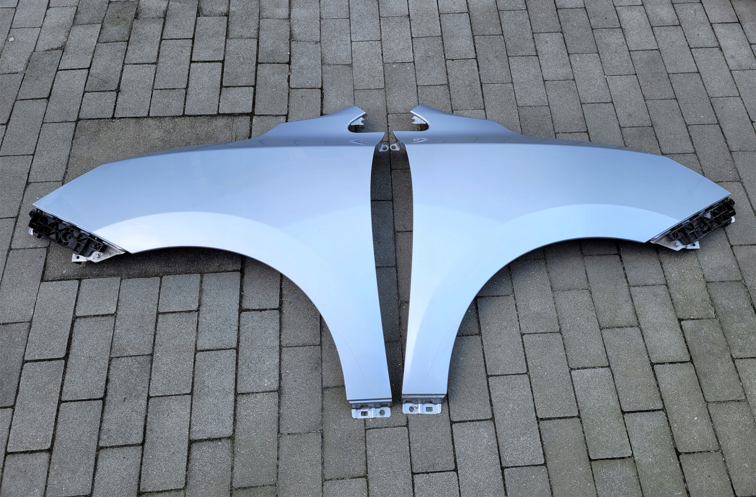 fender front front right HYUNDAI IX35 9S