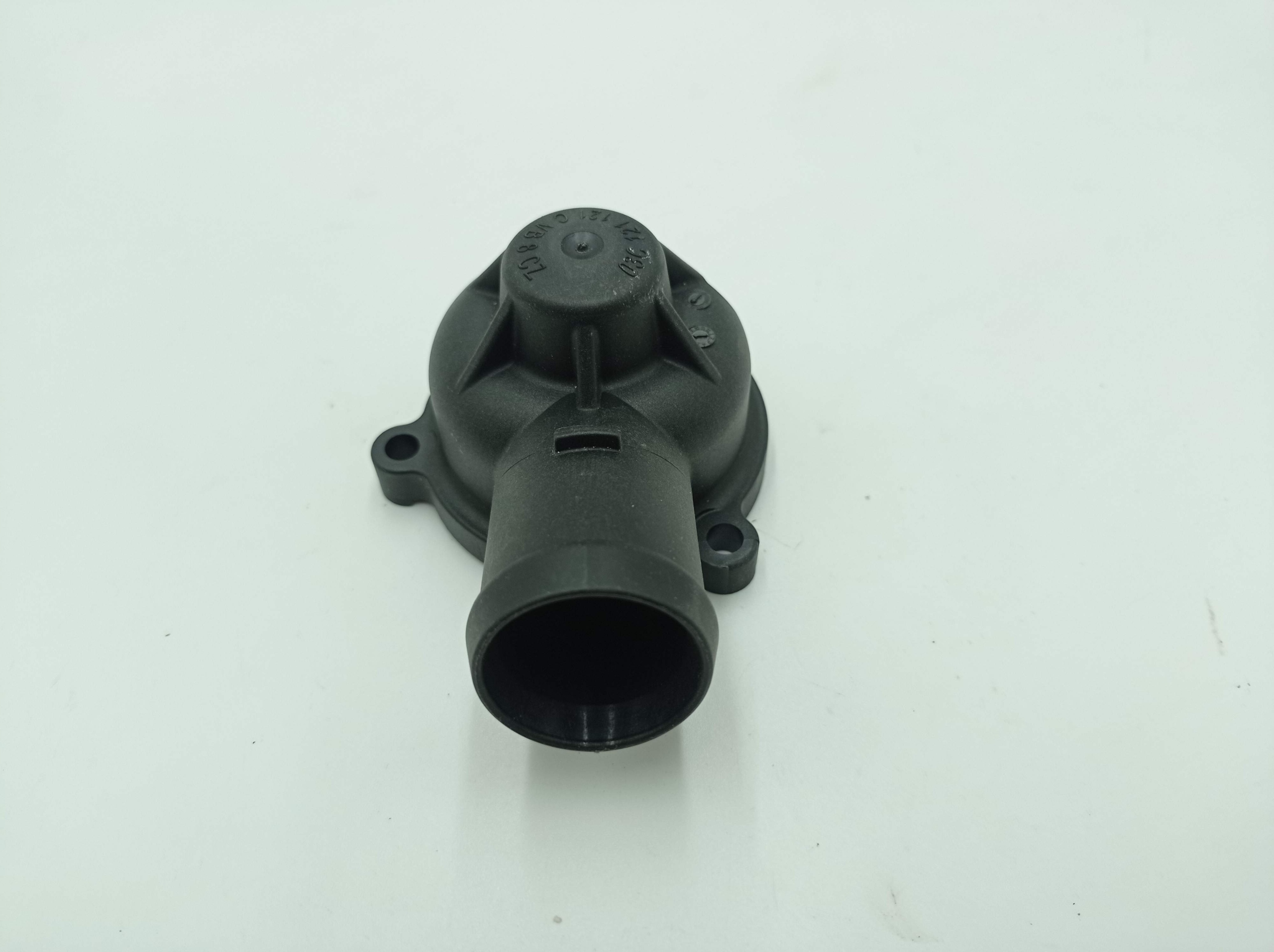ORYG. OBUDOWA TERMOSTATU 03C121121C AUDI VW SKODA