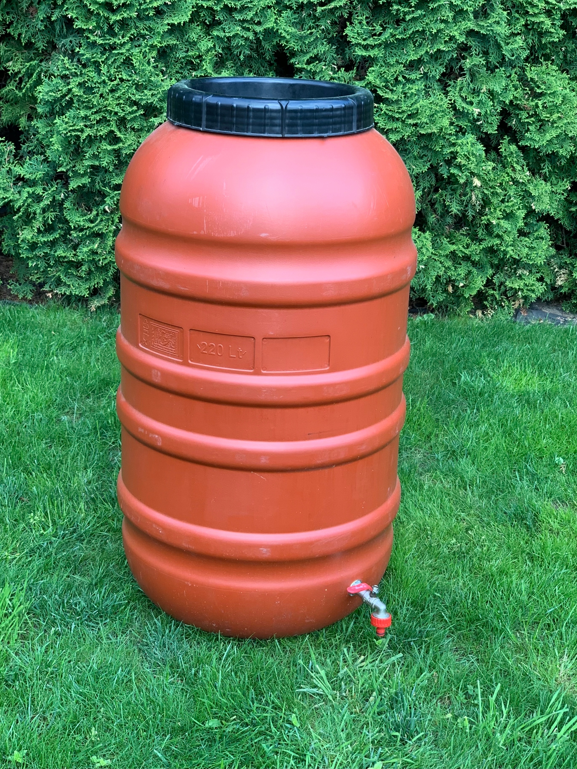 Beczka 200-220L z kranem, spożywcza, na wodę