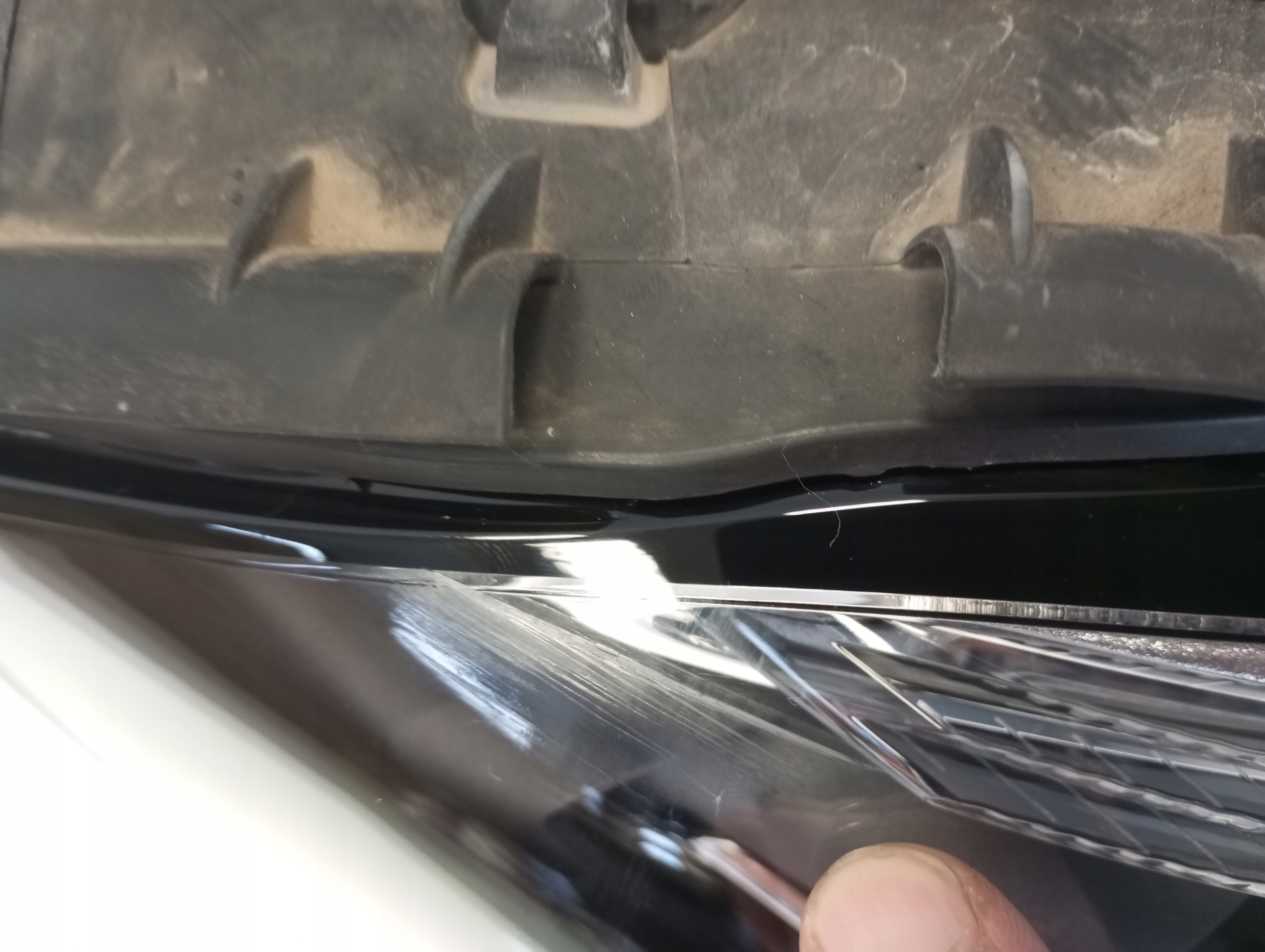 light right front MERCEDES W206 C KLASA A2069066204