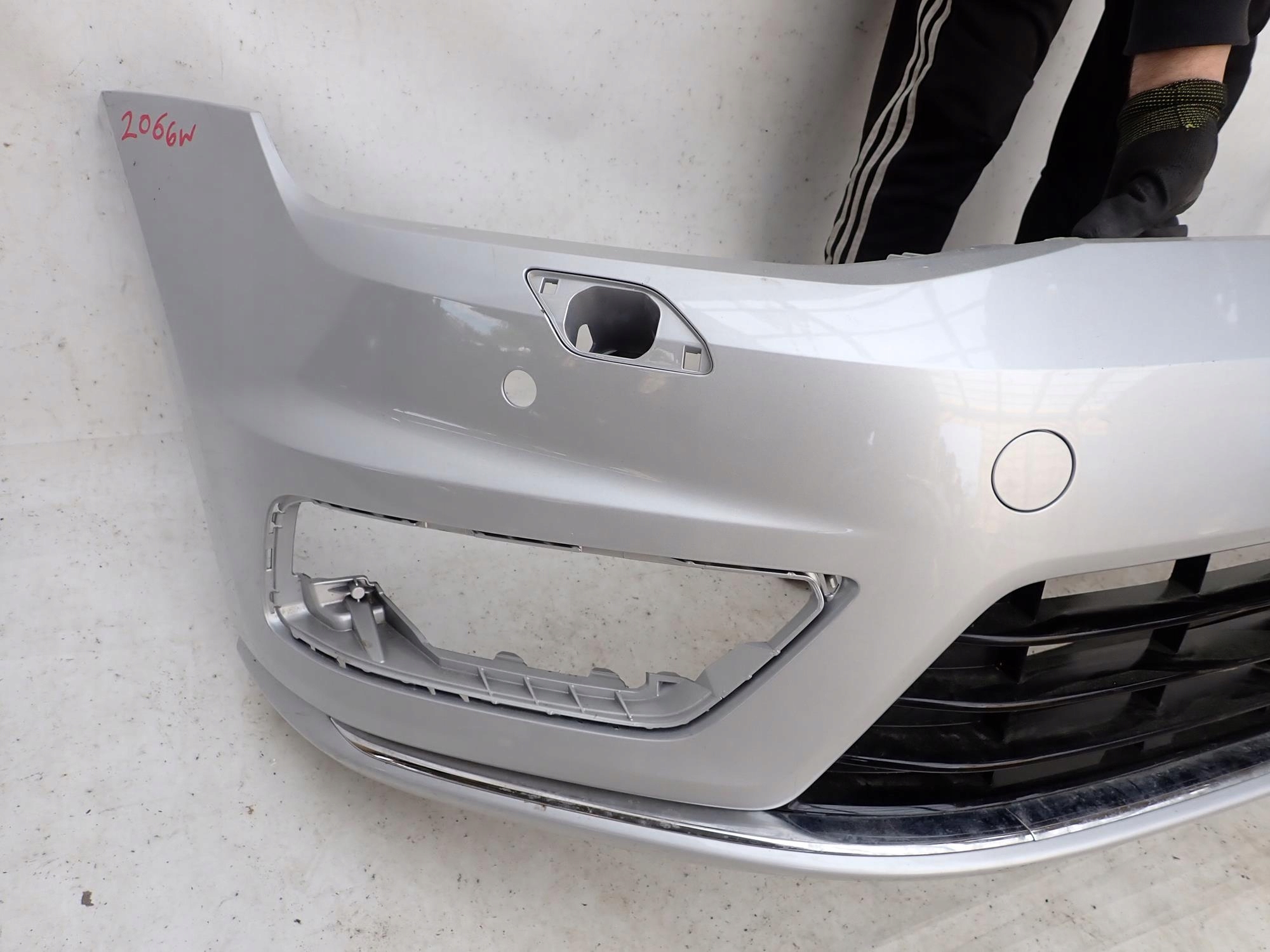 VW GOLF VII 7 R-LINE 12-16 bumper front front washer 4XPDC