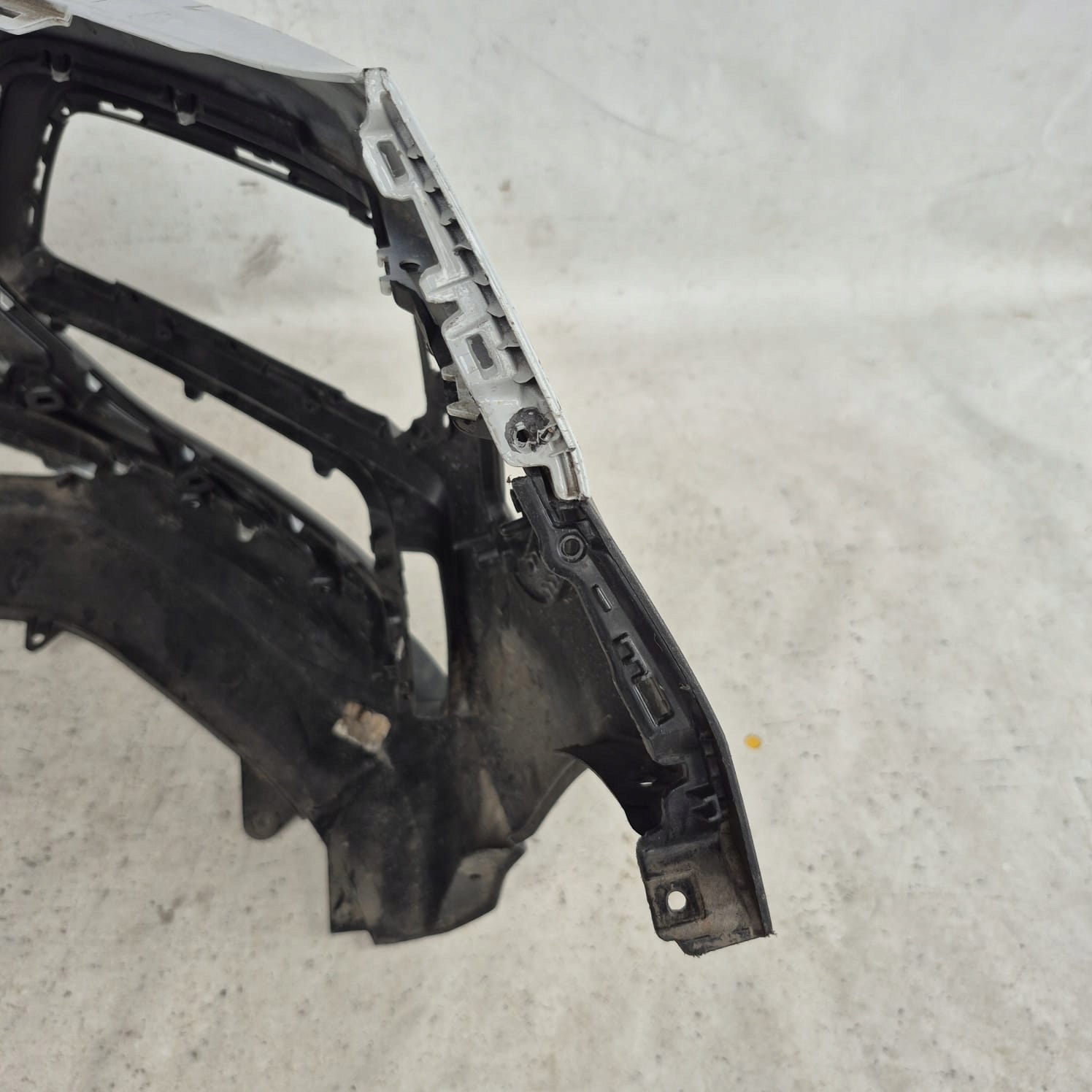 HYUNDAI KONA and 1 17-20 bumper front front PDC