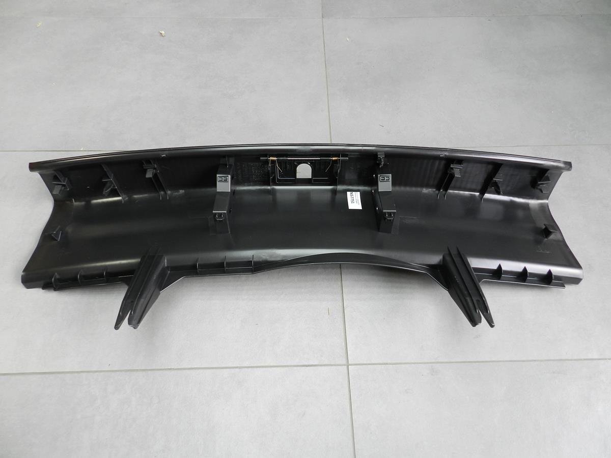 AUDI A5 8T cover of the threshold boot 8T8864483