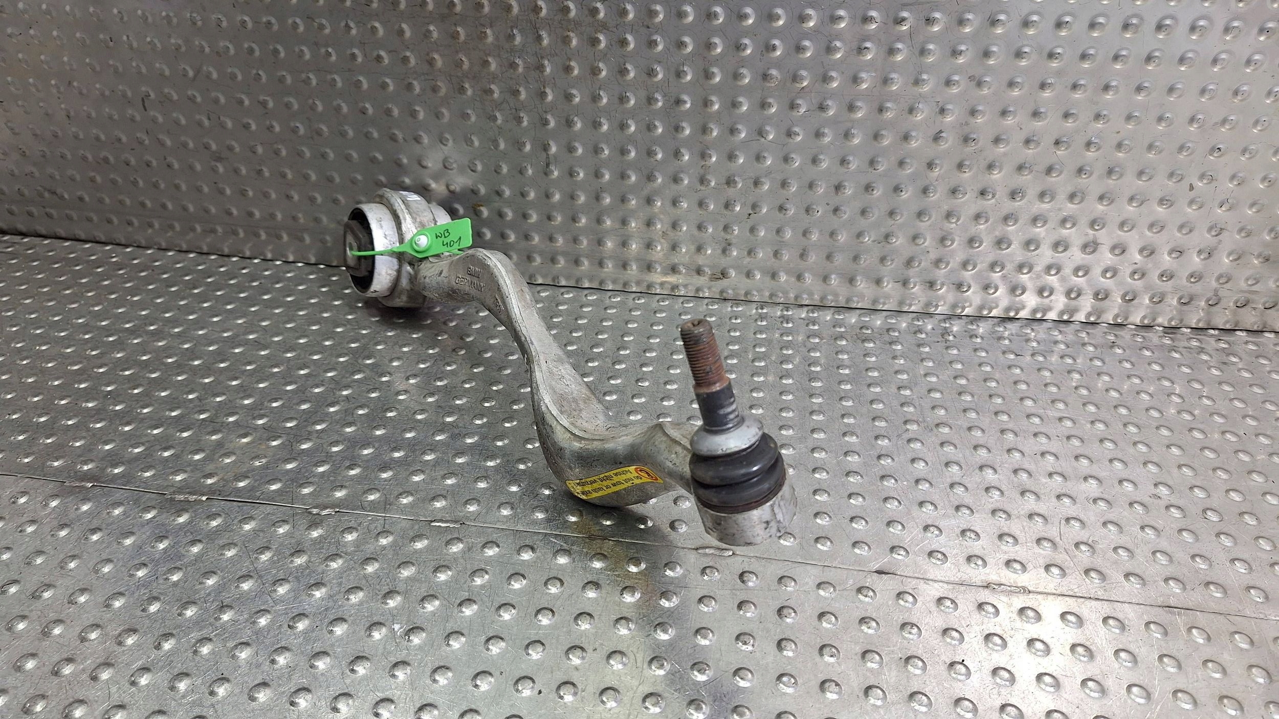 Querlenker rechts vorne 6763708 BMW E81 E82 E87 E88 E89 E90 E91 E92 E93 X1 E84