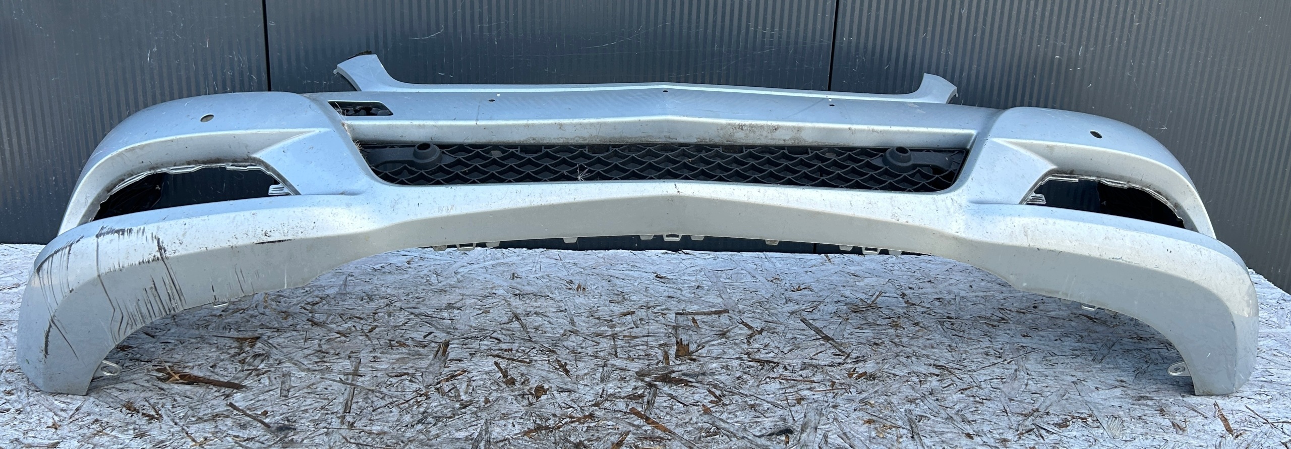 bumper front front MERCEDES C-KLASA 204 LIFT PDC
