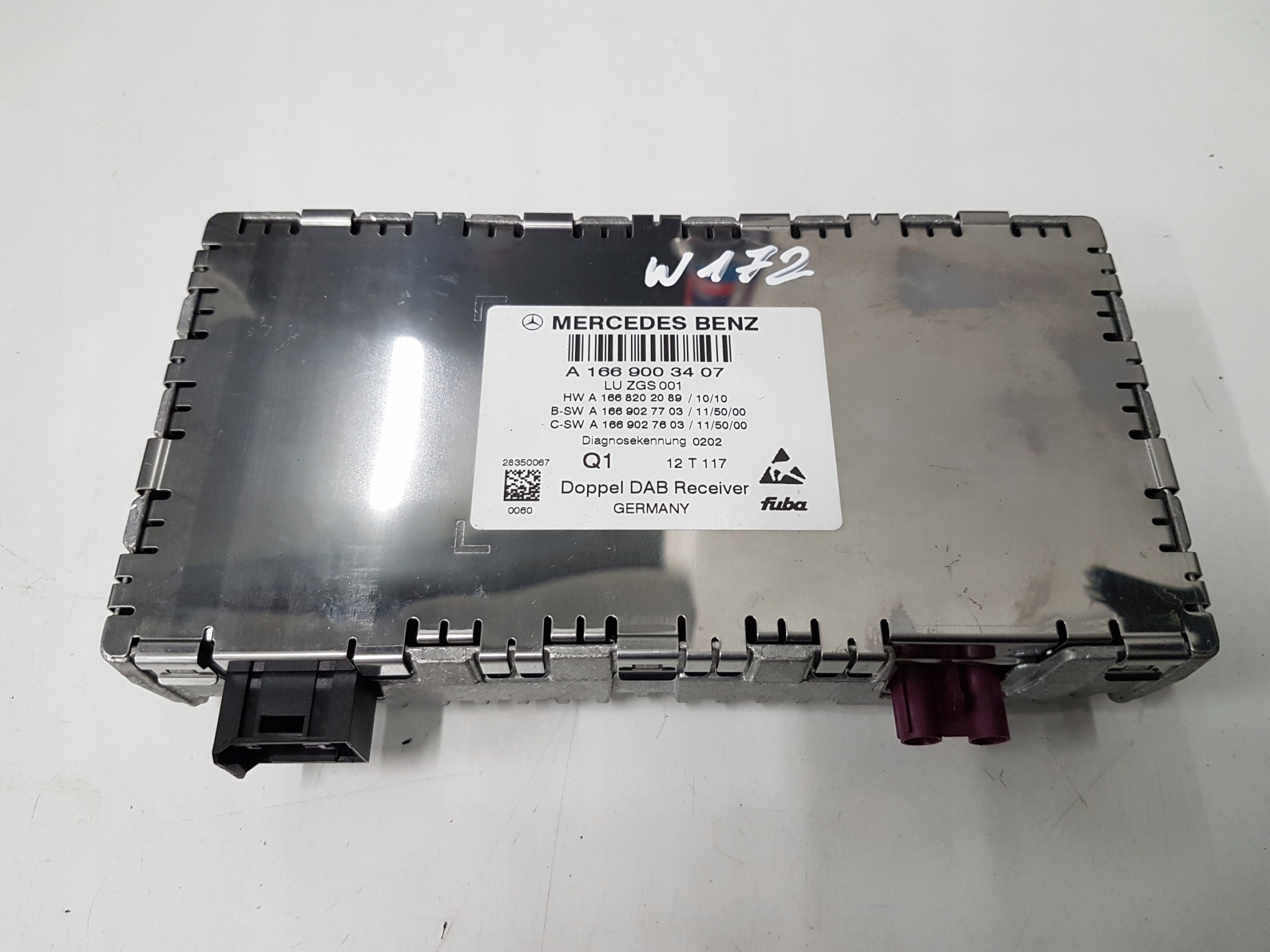 A1669003407 - Усилитель радио тюнер DAB MERCEDES SLK W172 R172