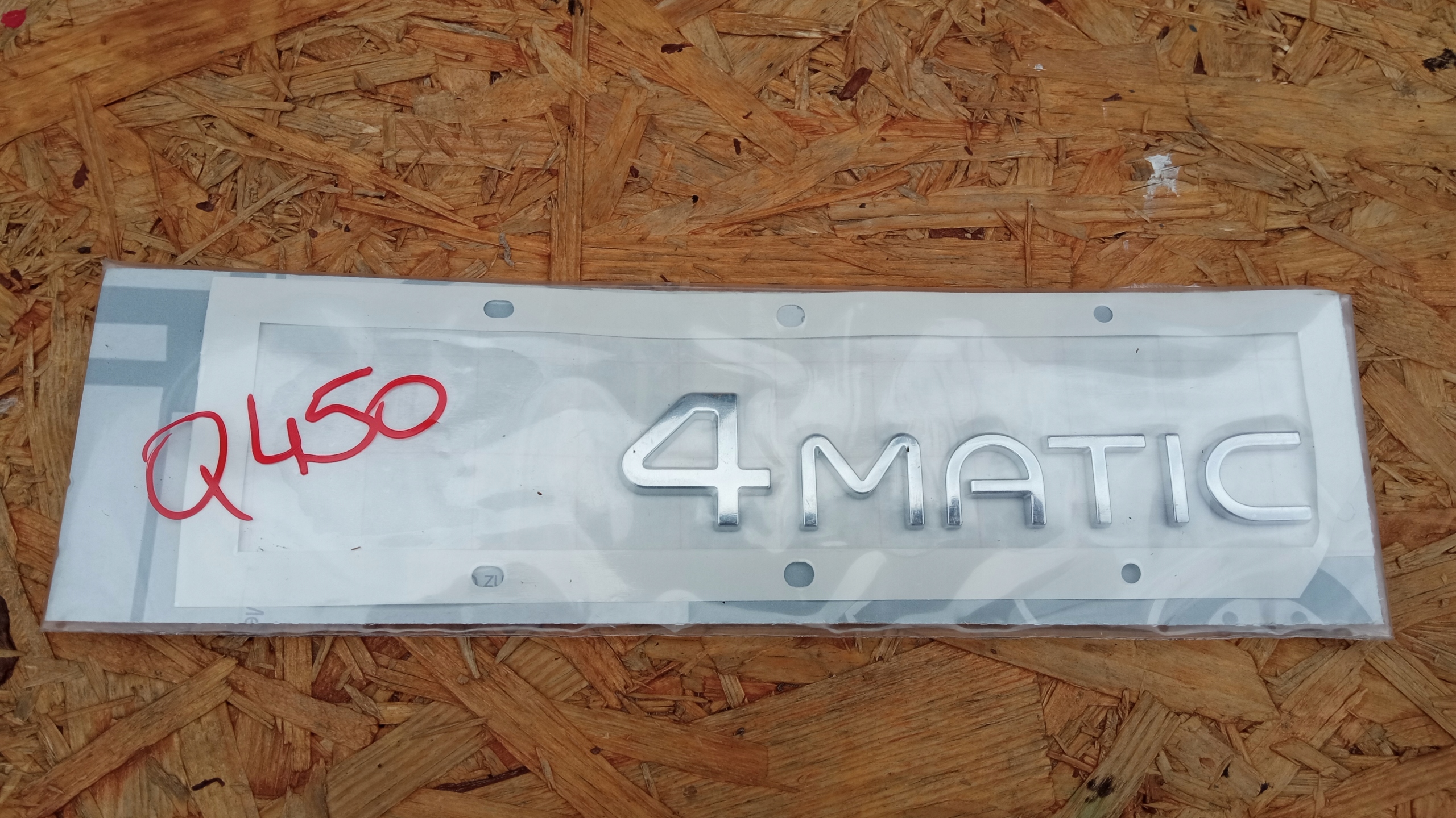 MERCEDES EQC W293 19- EMBLEMAT ZNACZEK TYLNEJ KLAPY 4MATIC A2938170300 Marka Mercedes-Benz