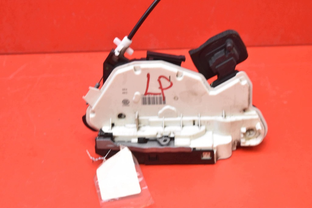 lock door left front front EU 5E1837015 SKODA OCTAVIA 3 III 13-17