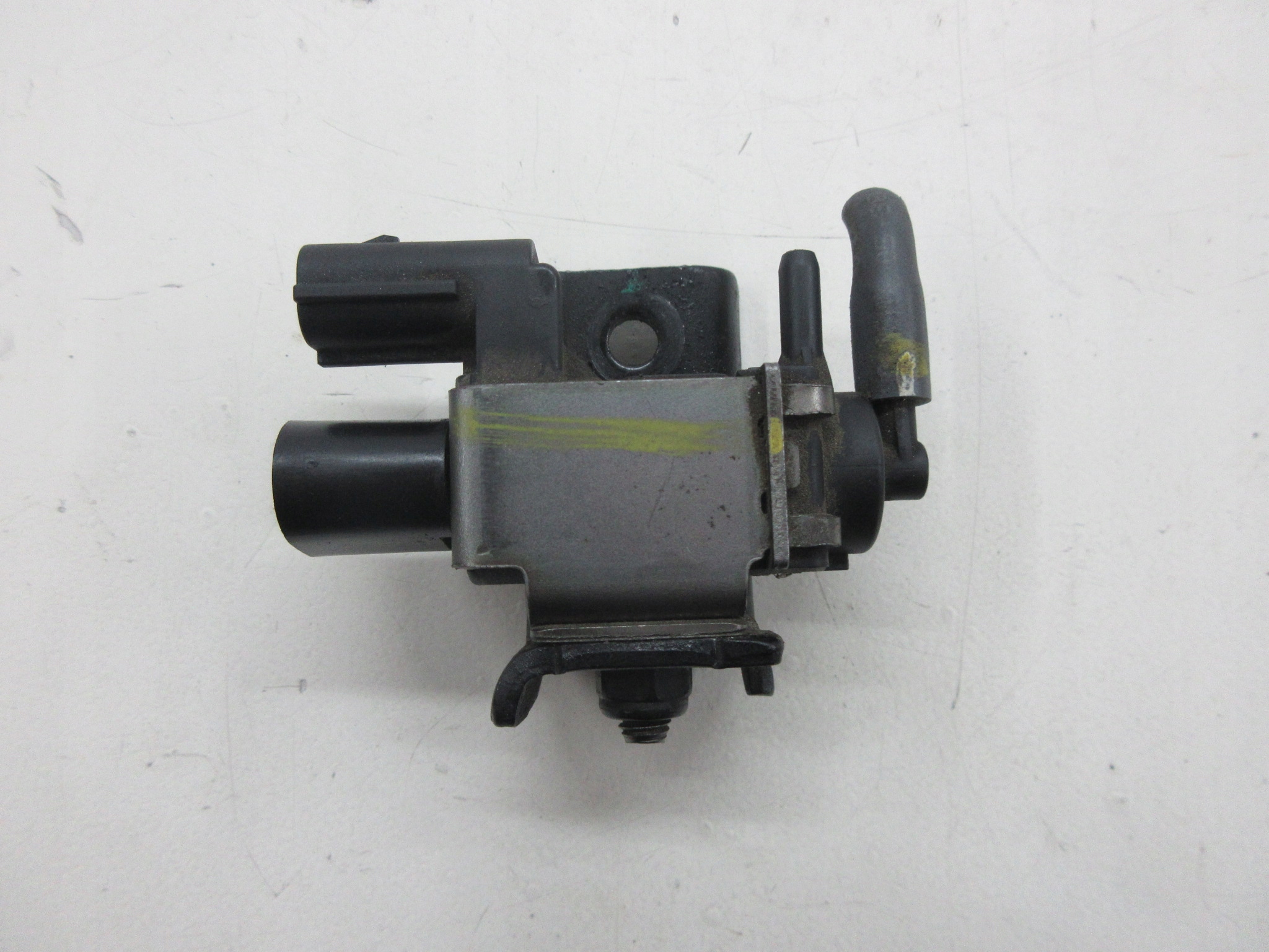 Honda Civic VII 1.4 клапан давления