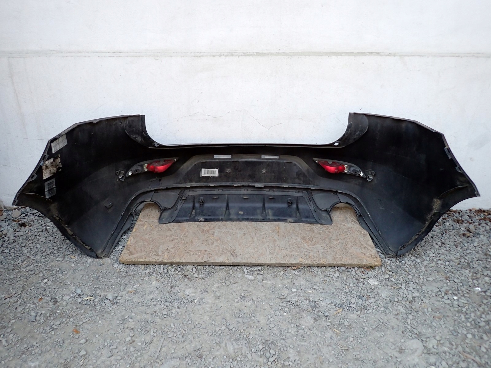lökhárító far hátsó VOLVO V40 525 R DESIGN 2012